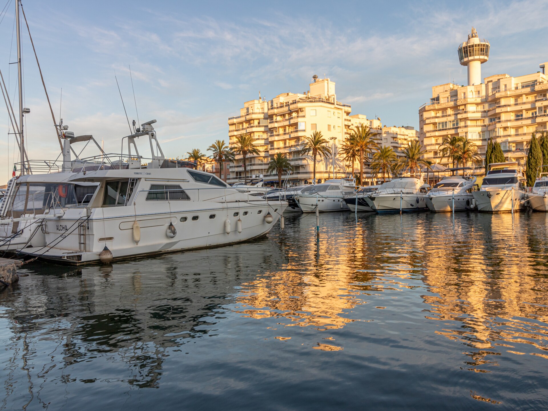 Op 1,0 km van het strand: Modern appartement in Empuriabrava - foto 23