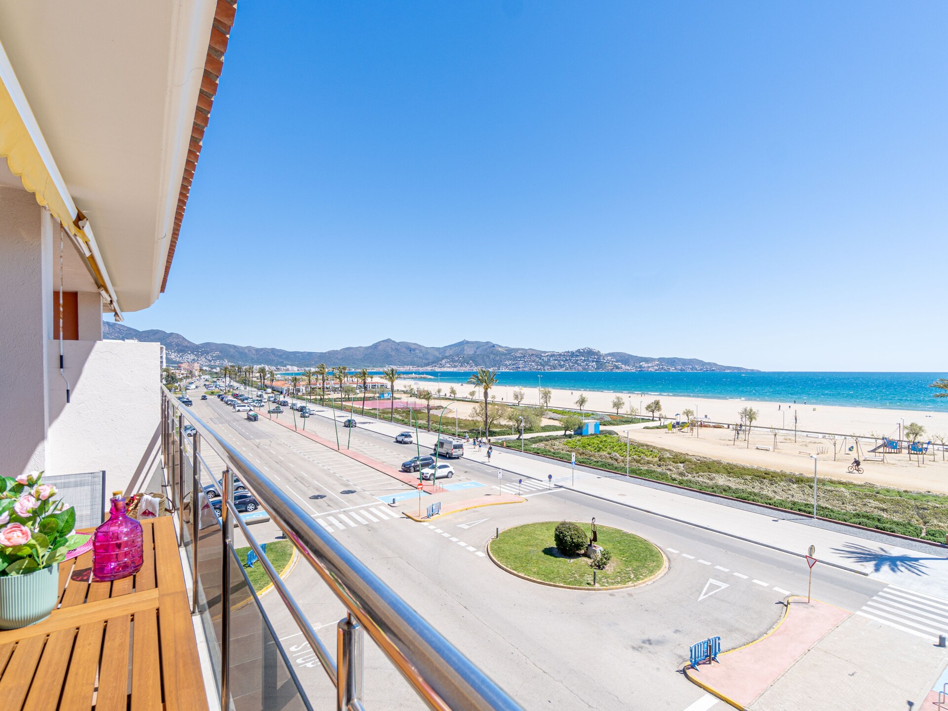 Aan het strand: appartement met privézwembad in Empuriabrava - foto 27