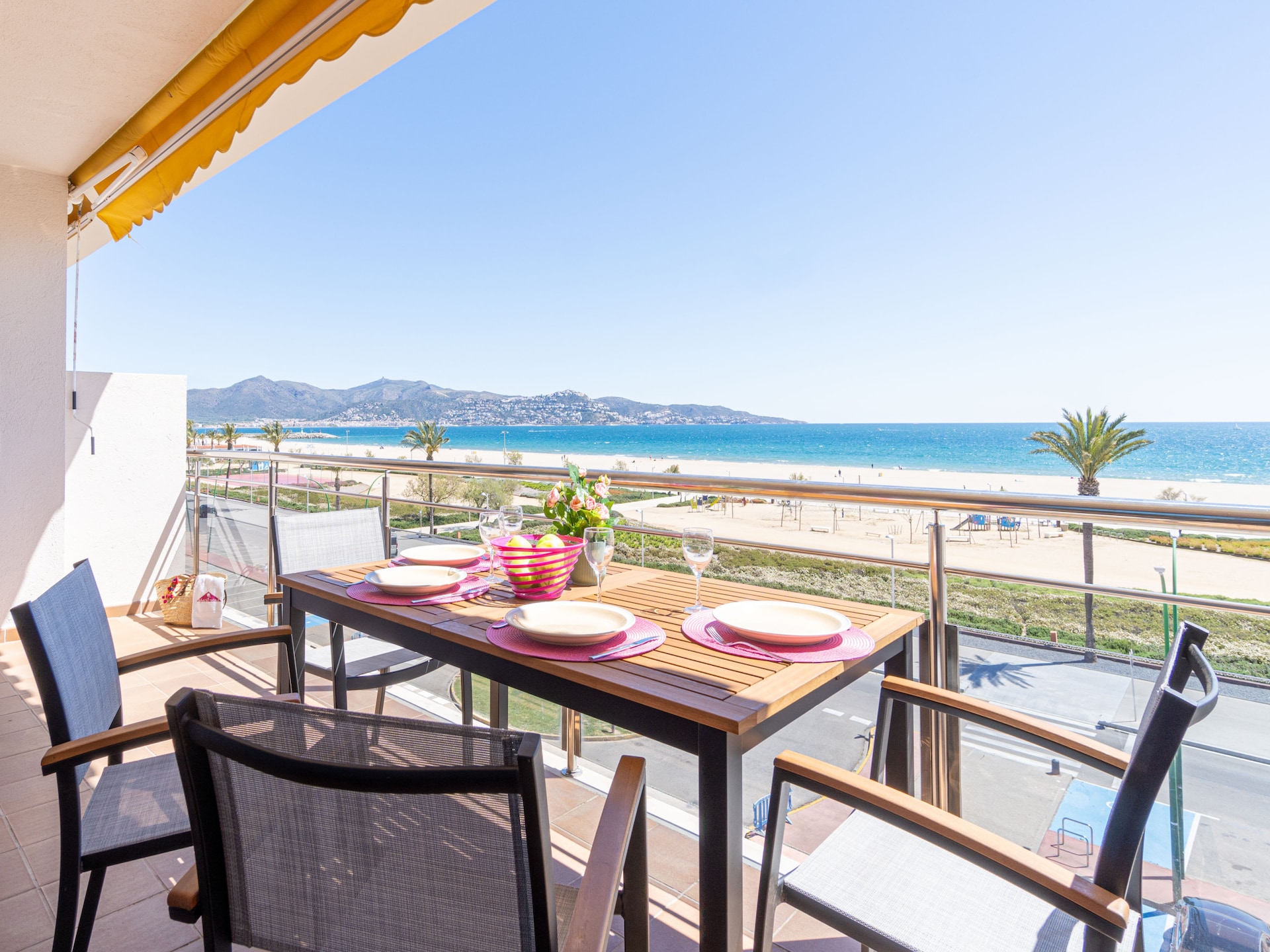 Aan het strand: appartement met privézwembad in Empuriabrava - foto 4