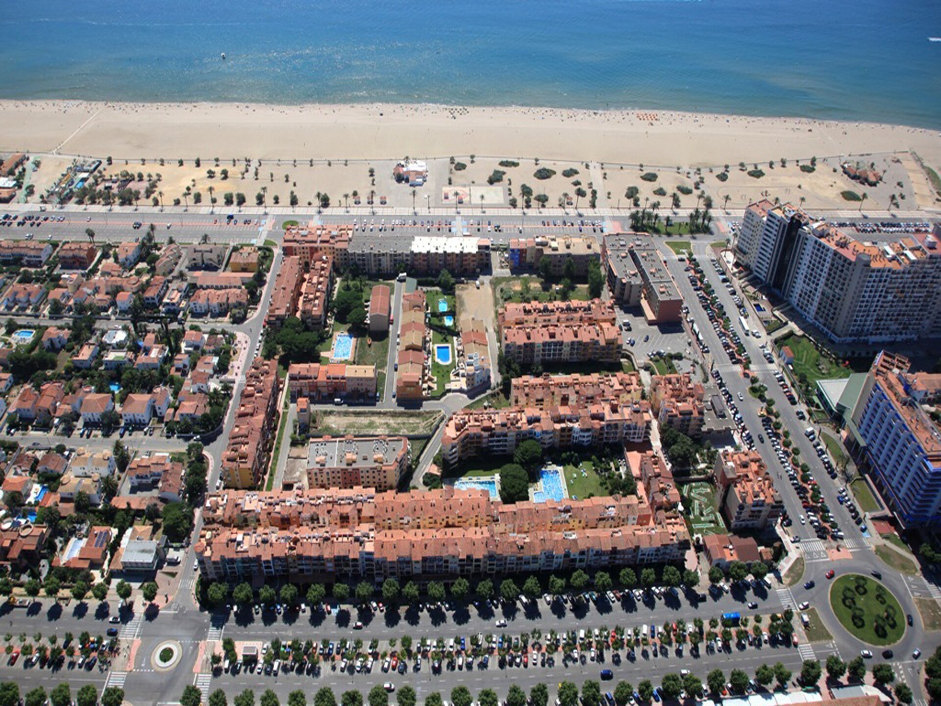 Aan het strand: appartement met privézwembad in Empuriabrava - foto 34