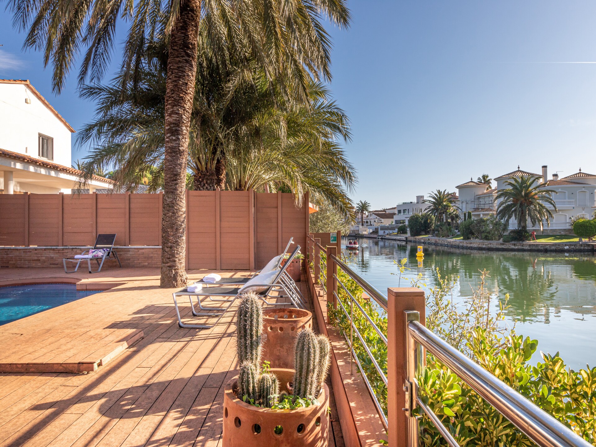 Luxe villa aan golfbaan met privézwembad in Empuriabrava, 10 personen - foto 37