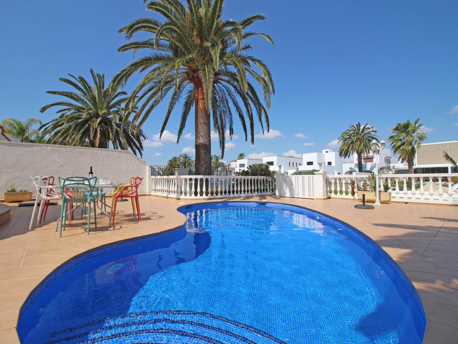 Kanaalvilla met privézwembad en aanlegplaats in Empuriabrava - foto 8