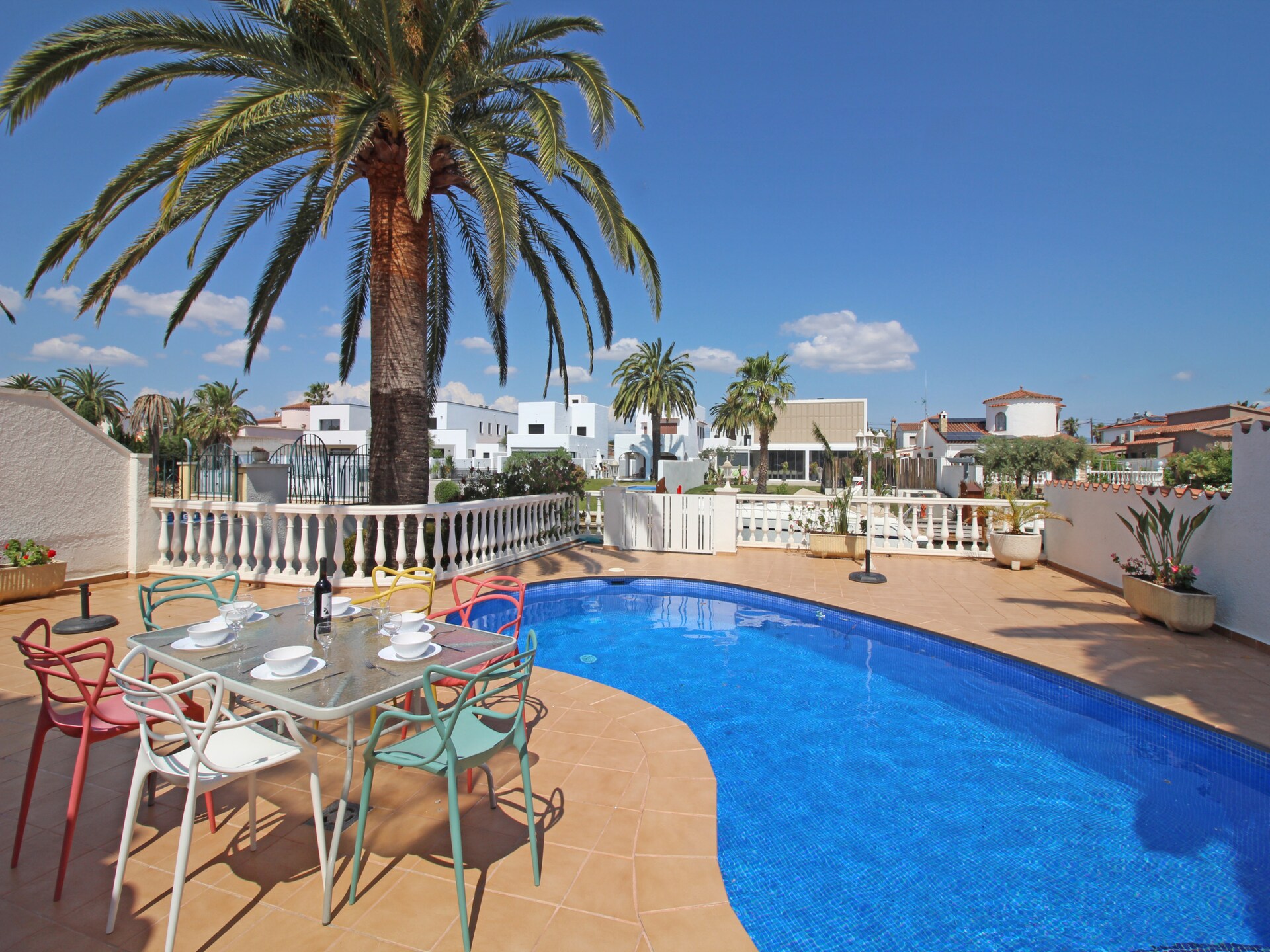 Kanaalvilla met privézwembad en aanlegplaats in Empuriabrava - foto 10