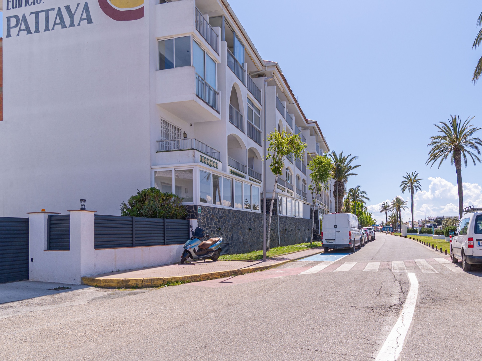 Op 450 m van het strand: appartement met privézwembad in Empuriabrava - foto 23