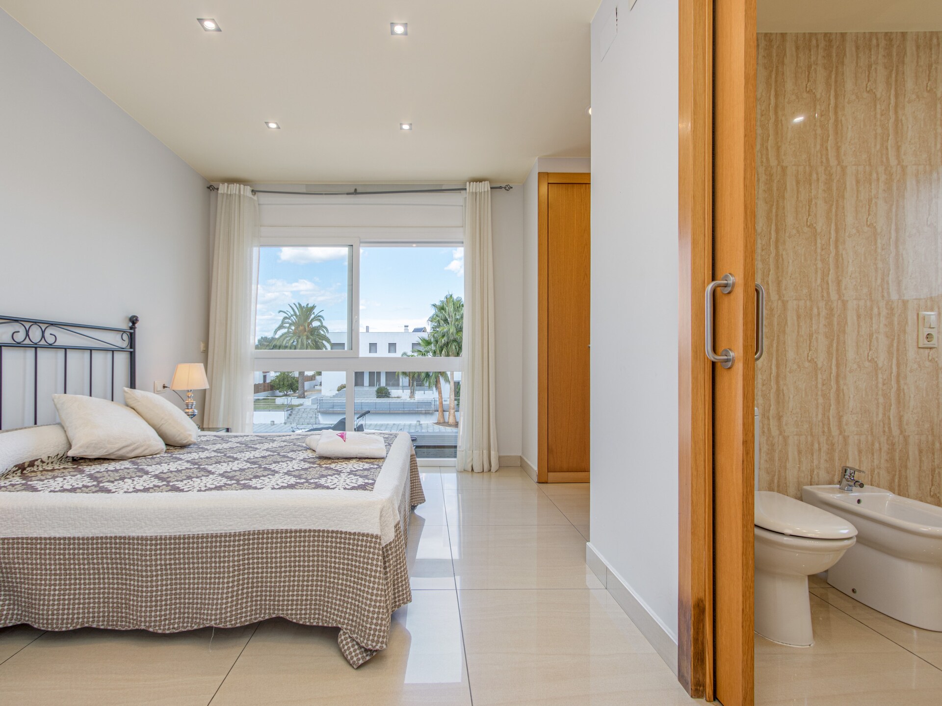 Villa aan golf met privézwembad en aanlegplaats in Empuriabrava - foto 20