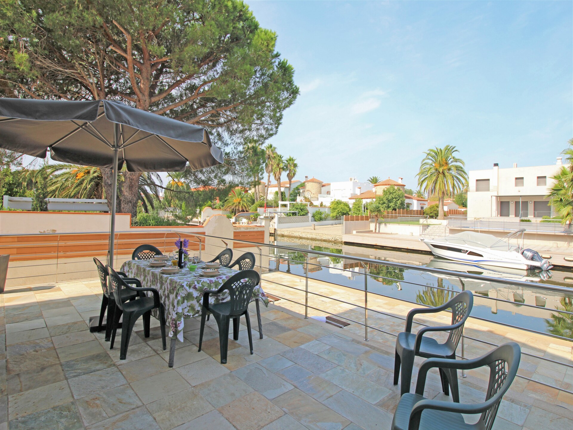 Villa aan golf met privézwembad en aanlegplaats in Empuriabrava - foto 6