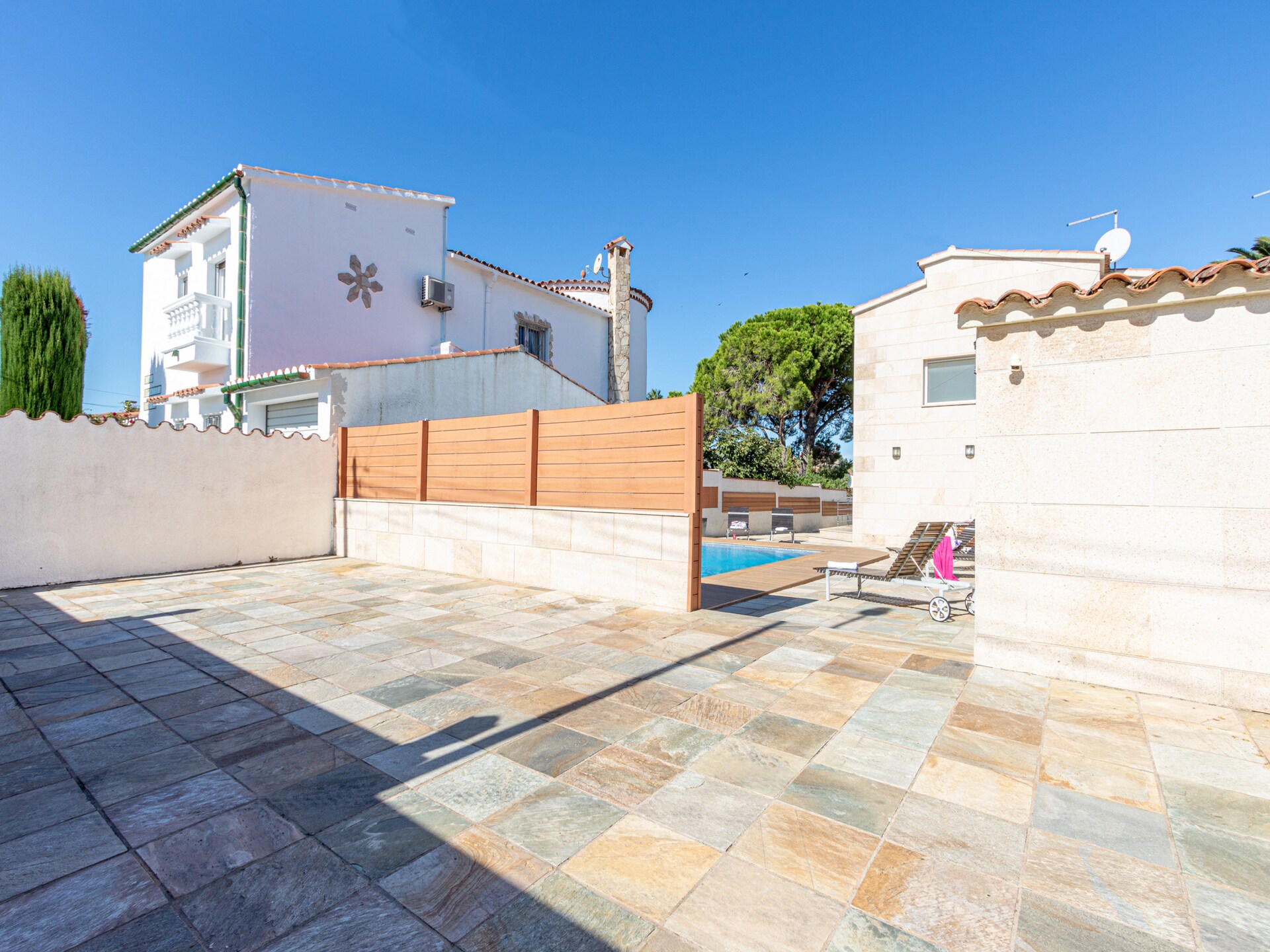 Villa aan golf met privézwembad en aanlegplaats in Empuriabrava - foto 50