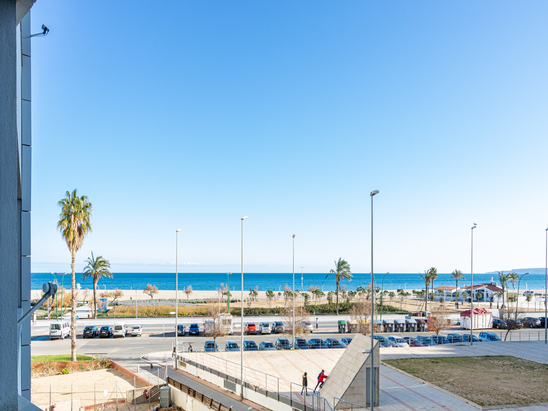 Stijlvol appartement aan de golfbaan in Empuriabrava, strand op 100m - foto 39