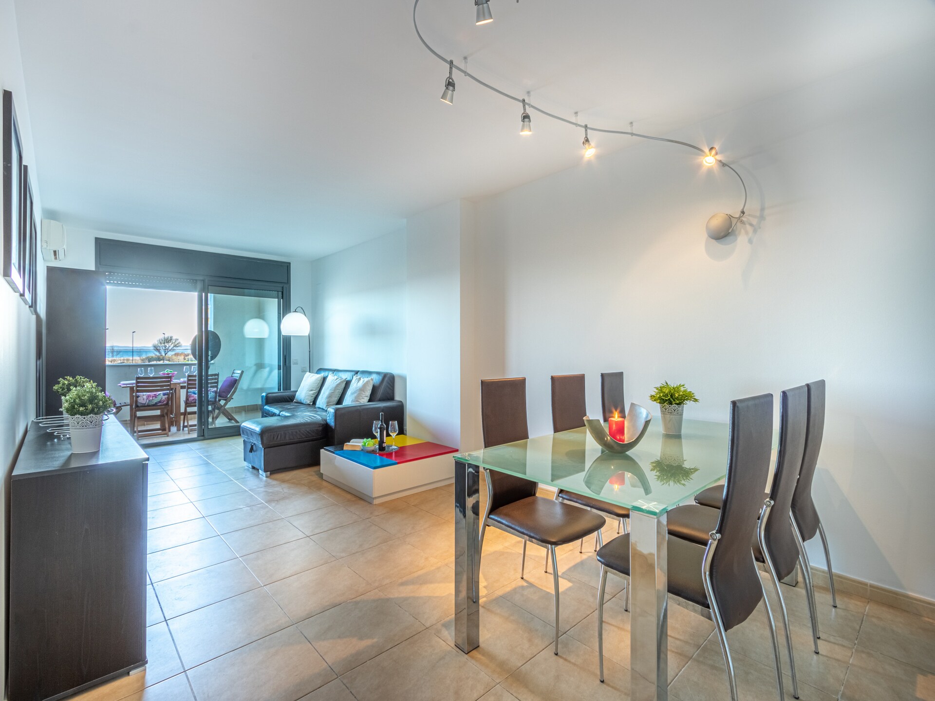 Stijlvol appartement aan de golfbaan in Empuriabrava, strand op 100m - foto 9