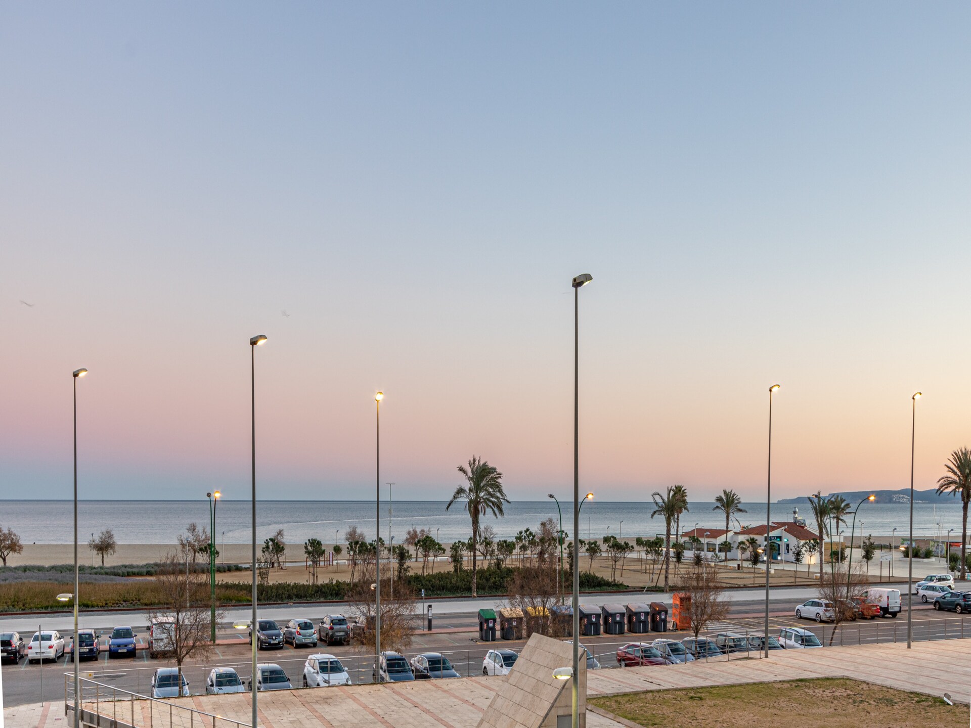 Stijlvol appartement aan de golfbaan in Empuriabrava, strand op 100m - foto 31