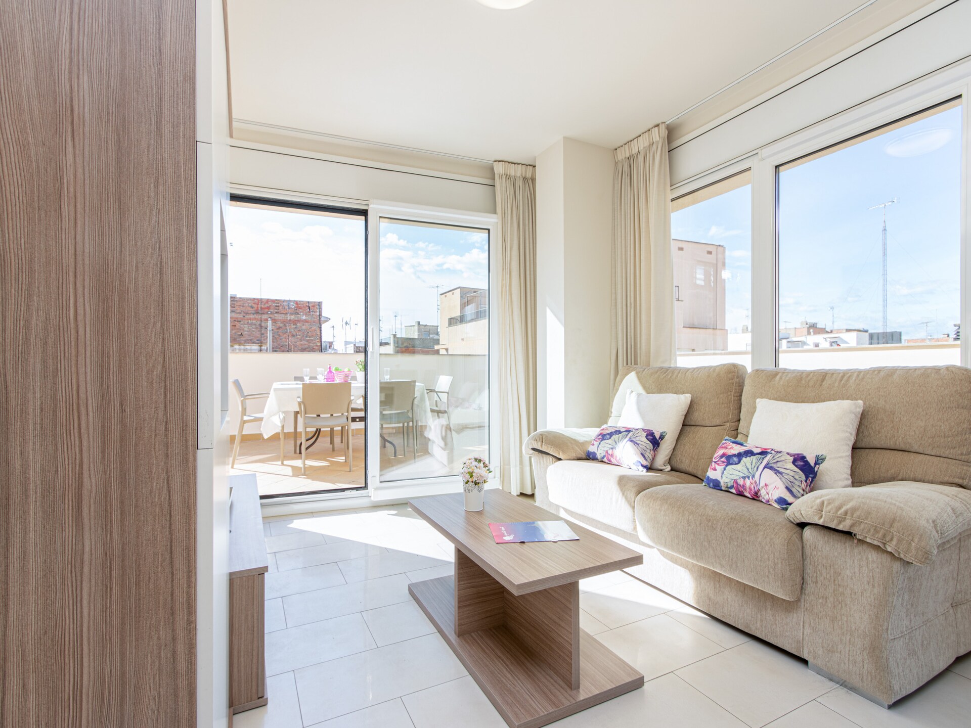 Licht penthouse op 150m van strand Roses, 3 slaapkamers en privéterras - foto 7