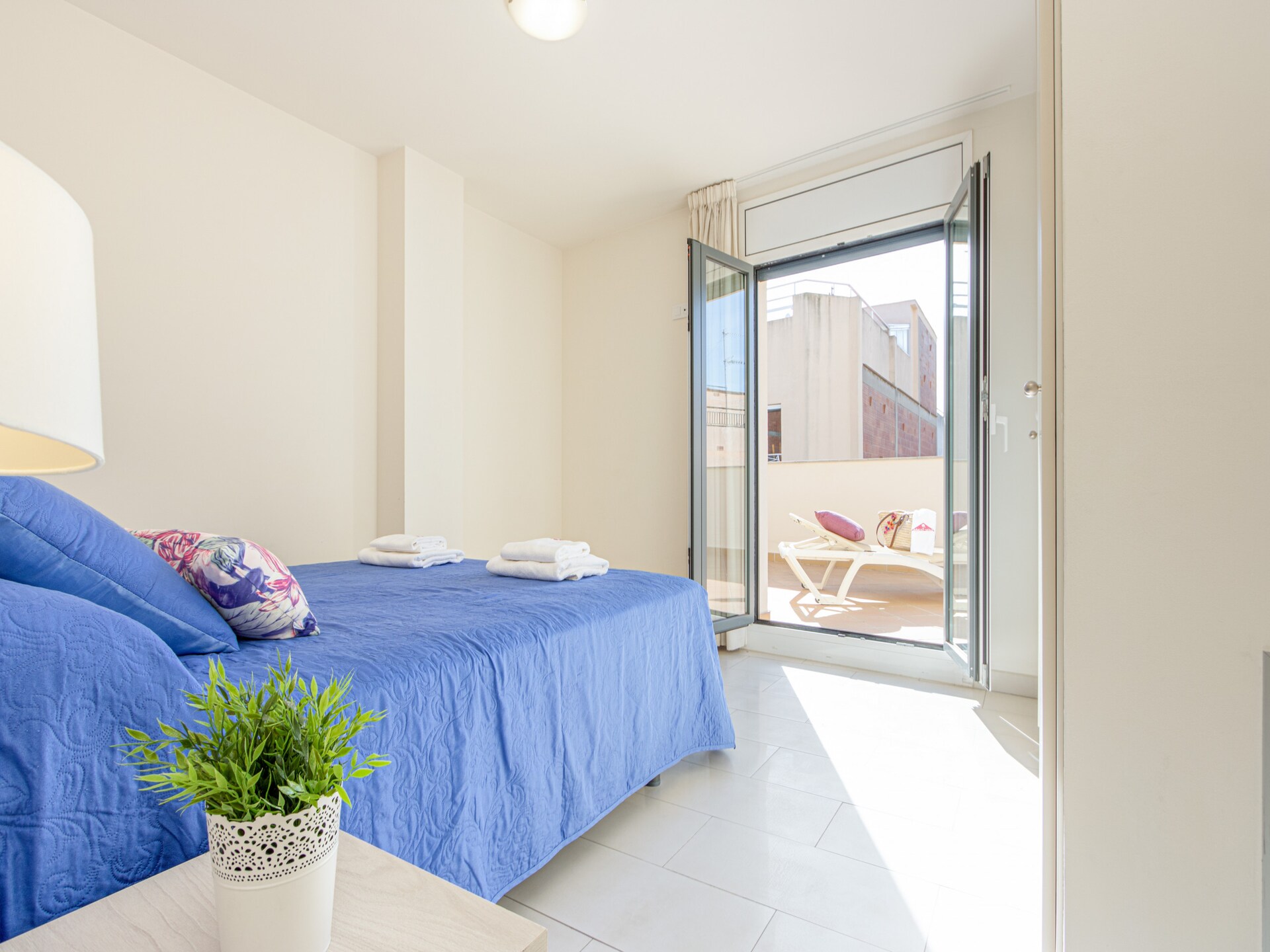 Licht penthouse op 150m van strand Roses, 3 slaapkamers en privéterras - foto 13