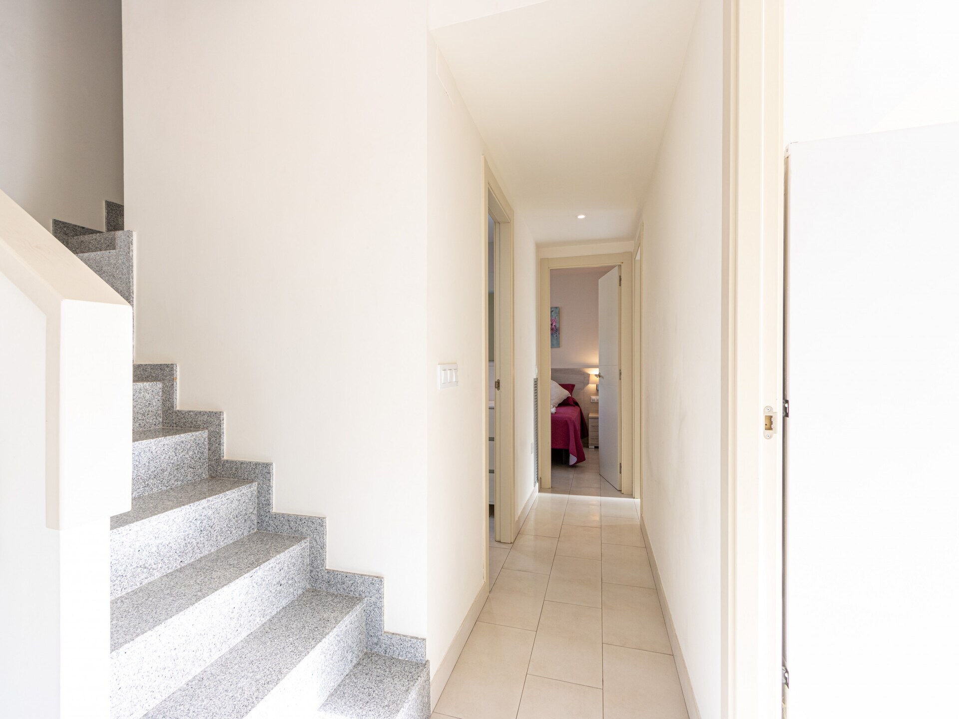 Licht penthouse op 150m van strand Roses, 3 slaapkamers en privéterras - foto 10