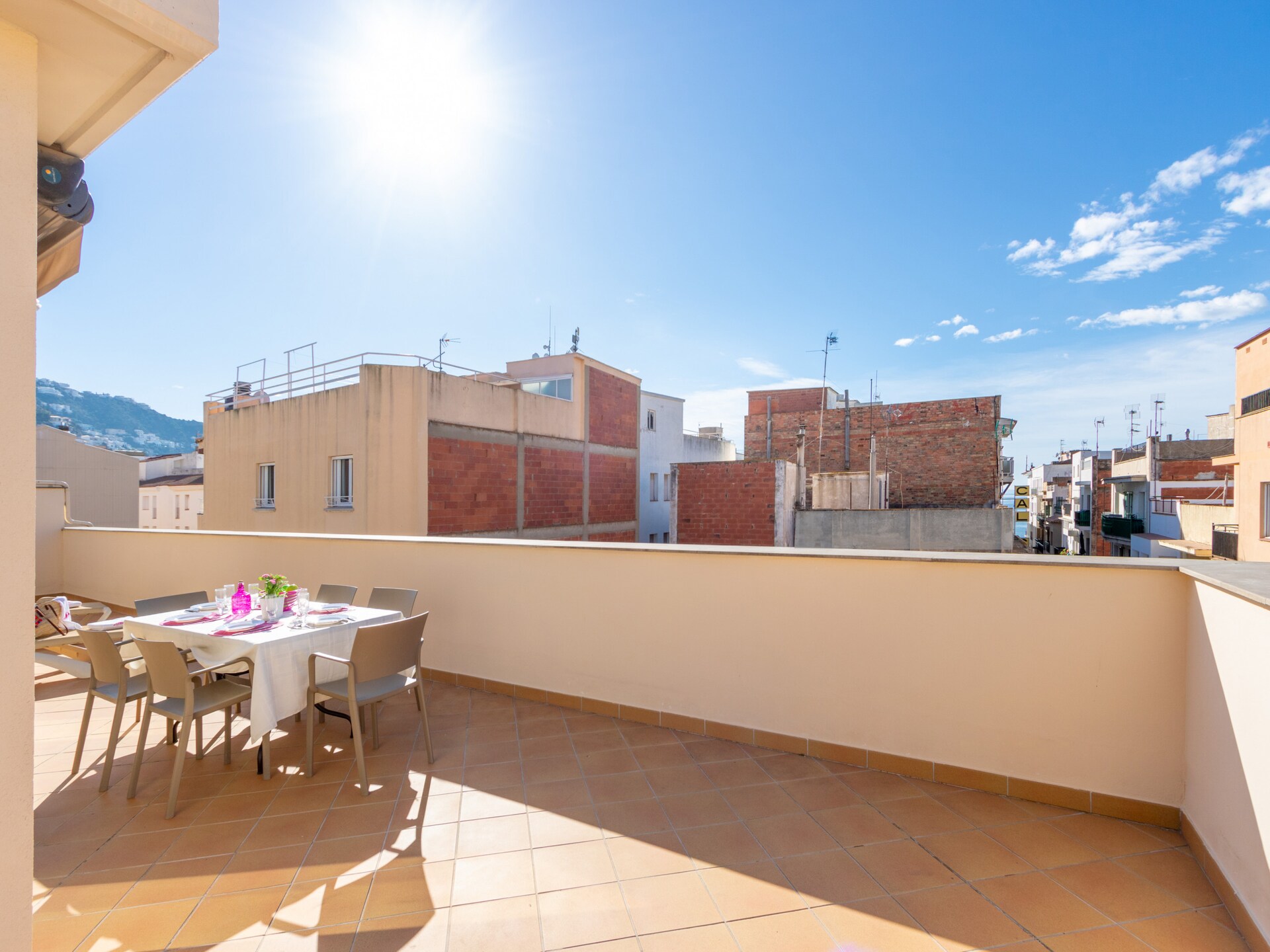 Licht penthouse op 150m van strand Roses, 3 slaapkamers en privéterras - foto 4