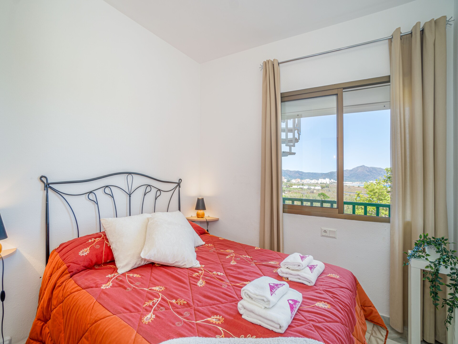 Knus appartement met zeezicht op 300 meter van het strand in Empuriabrava - foto 10
