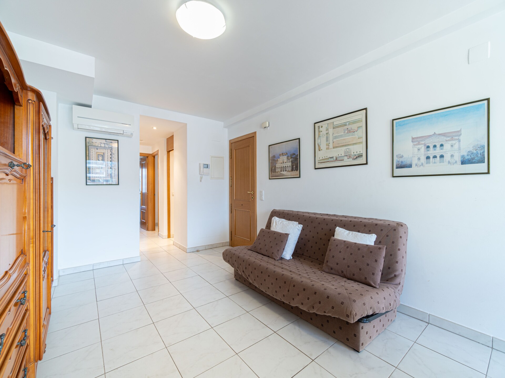 Licht appartement aan het kanaal in Empuriabrava, strand op 200 meter - foto 6