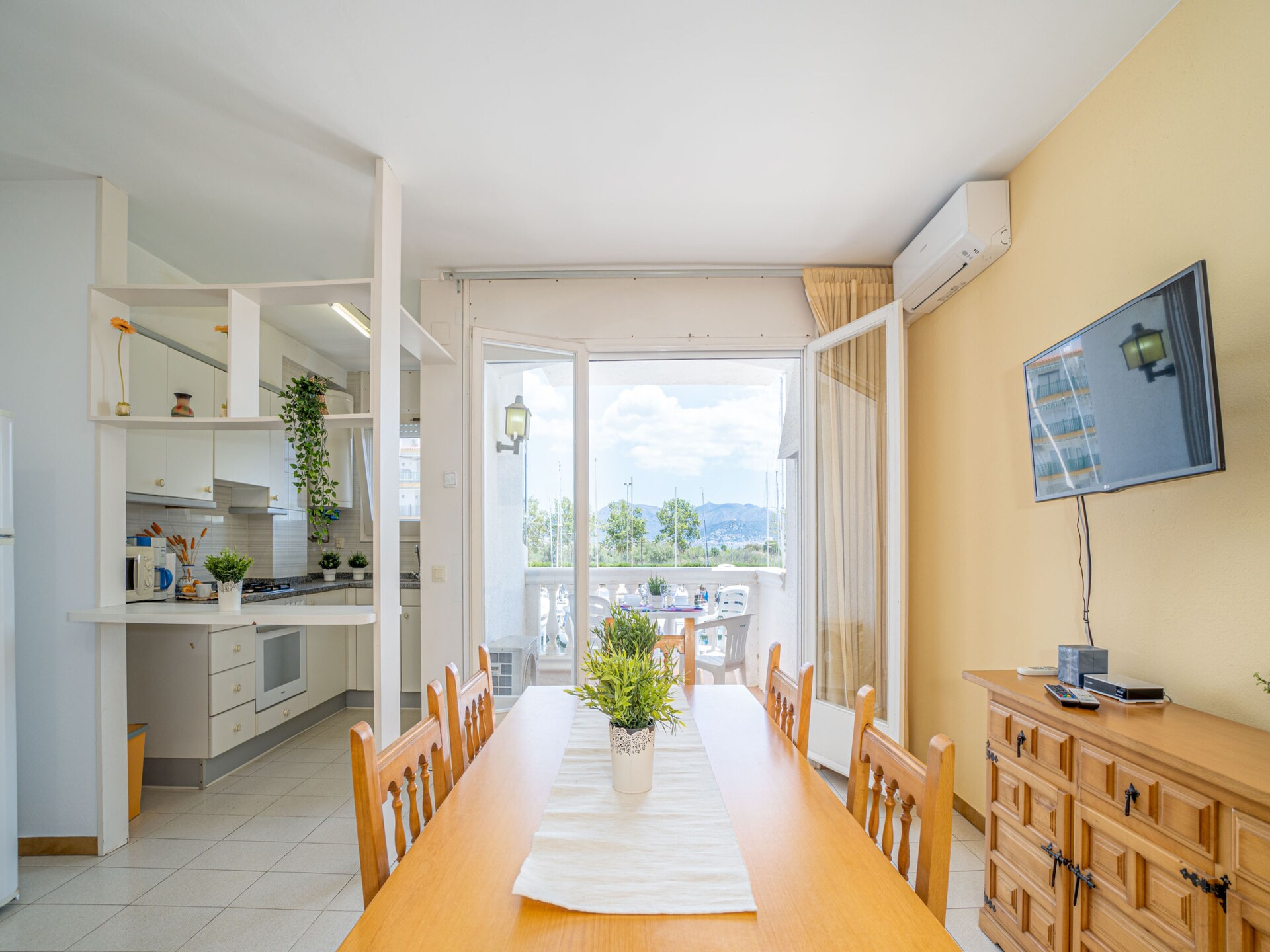 Luxe appartement aan de golfbaan in Empuriabrava, vlakbij het strand - foto 7
