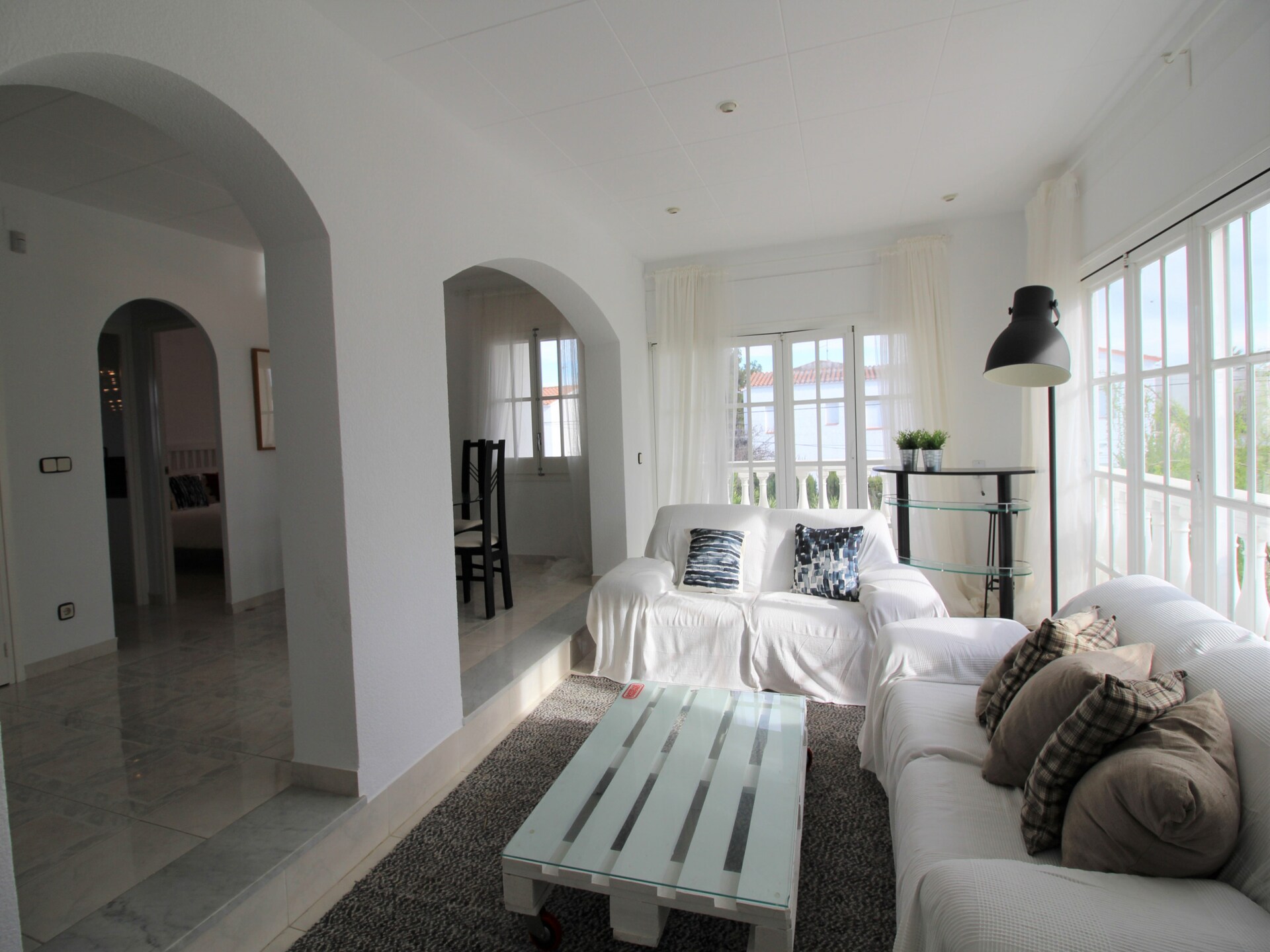 Vrijstaande villa aan de golfbaan in Empuriabrava, strand op 150 meter - foto 6