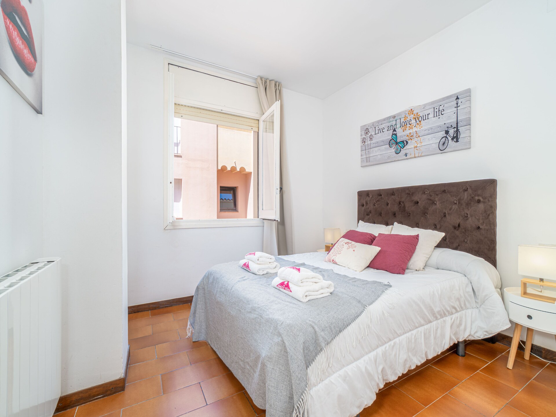 Licht appartement in Empuriabrava: 300m van strand, golf & zwembad - foto 4