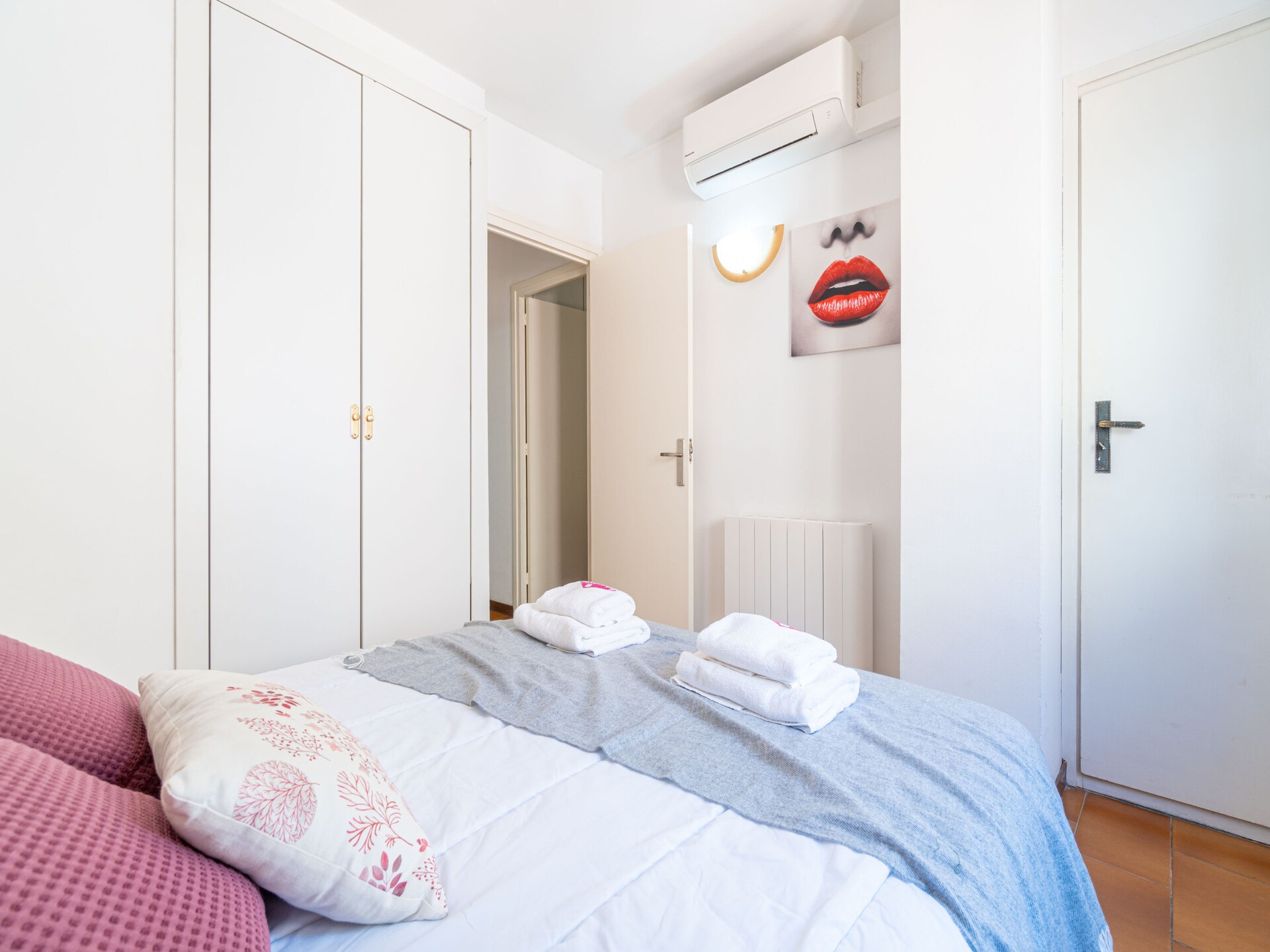 Licht appartement in Empuriabrava: 300m van strand, golf & zwembad - foto 13