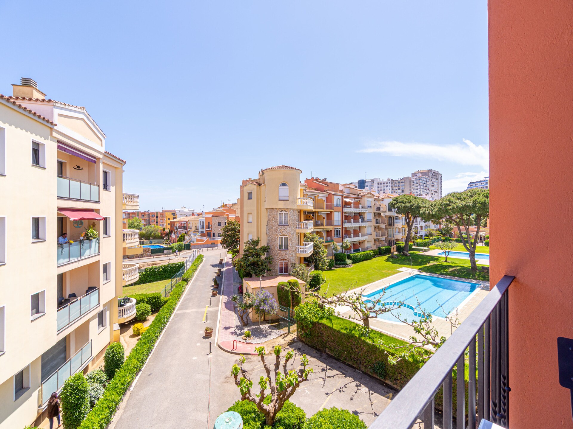 Licht appartement in Empuriabrava: 300m van strand, golf & zwembad - foto 25