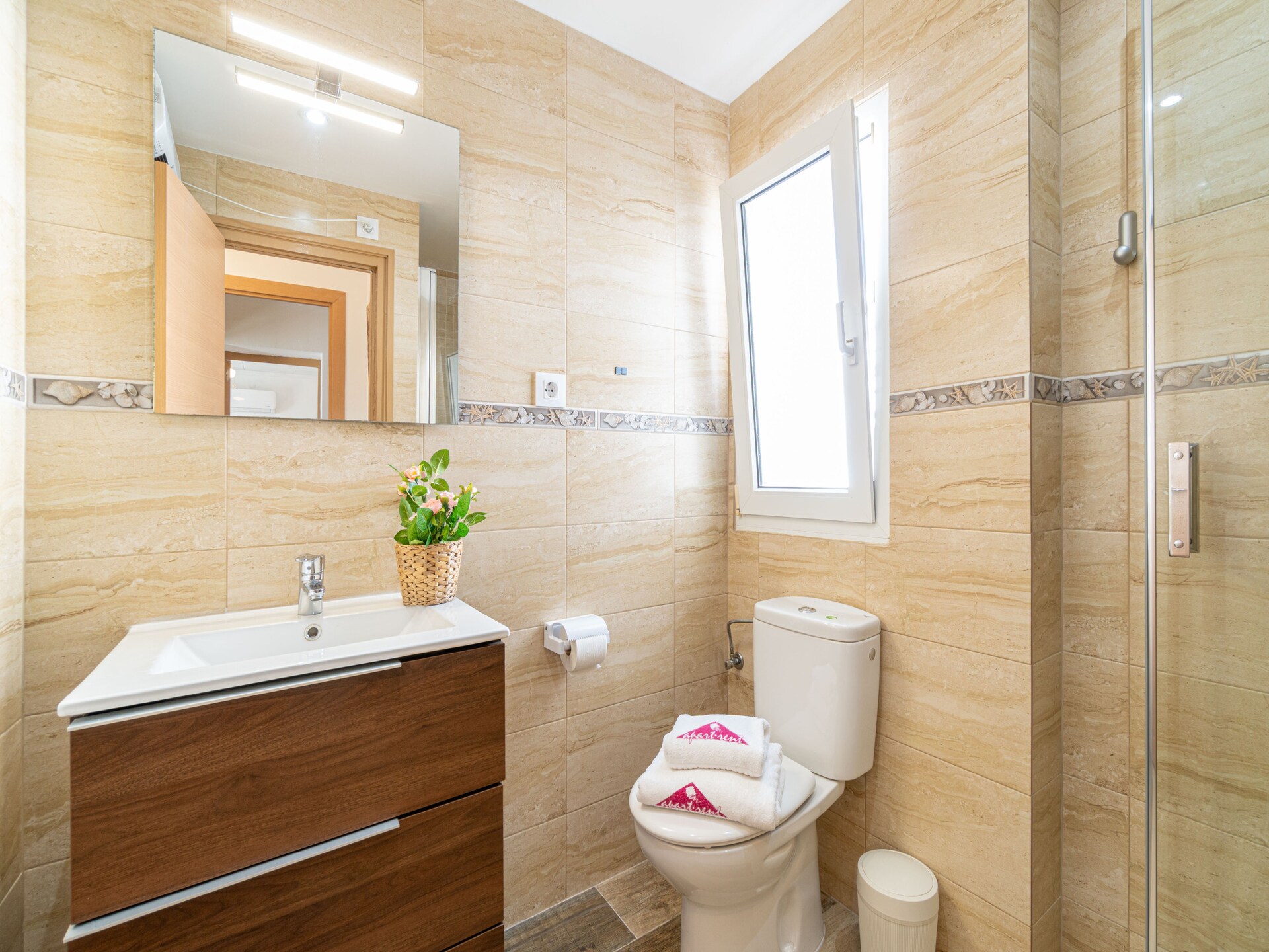 Villa aan de golf in Empuriabrava met privézwembad voor 8 personen - foto 31