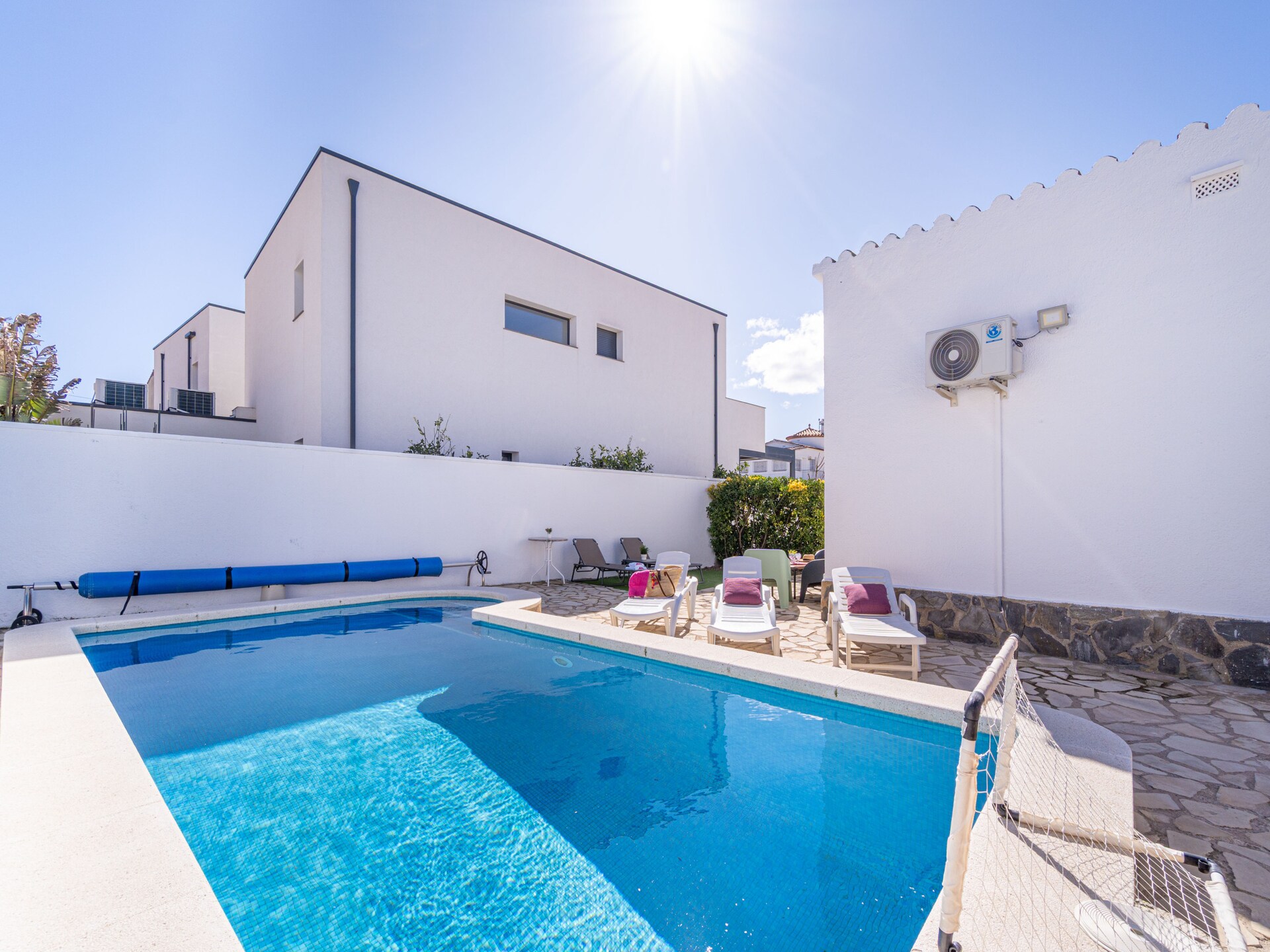 Villa aan de golf in Empuriabrava met privézwembad voor 8 personen - foto 11