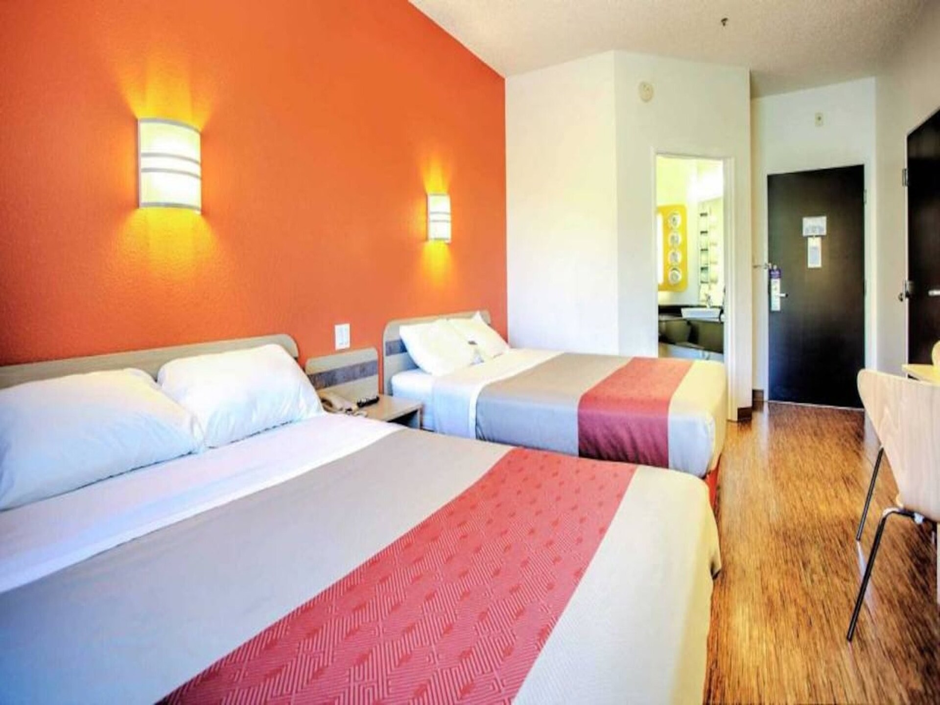 Comfortabele kamer met 2 queen beds in Missoula – huisdiervriendelijk - foto 7