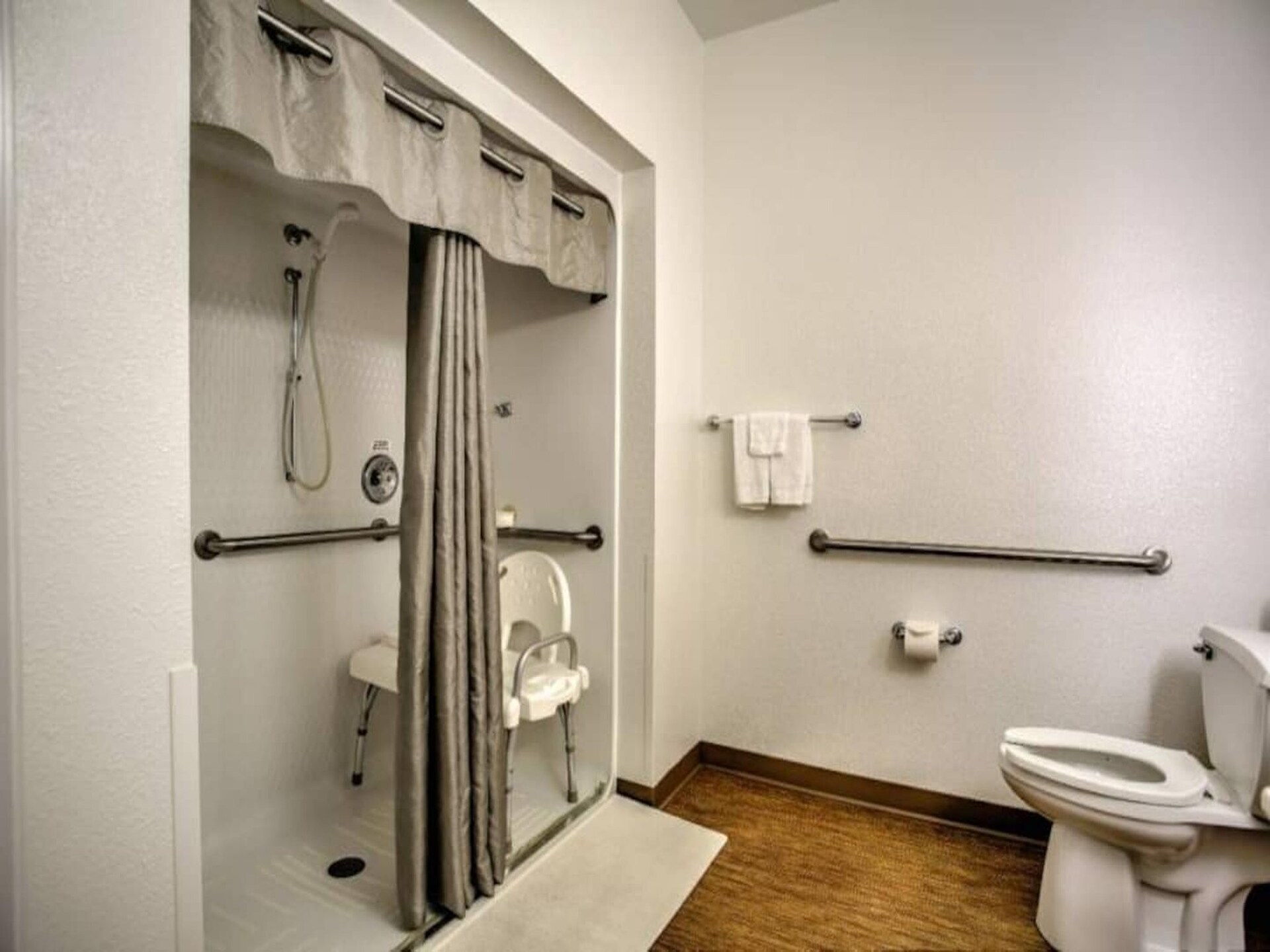 Comfortabele kamer met 2 queen beds in Missoula – huisdiervriendelijk - foto 26