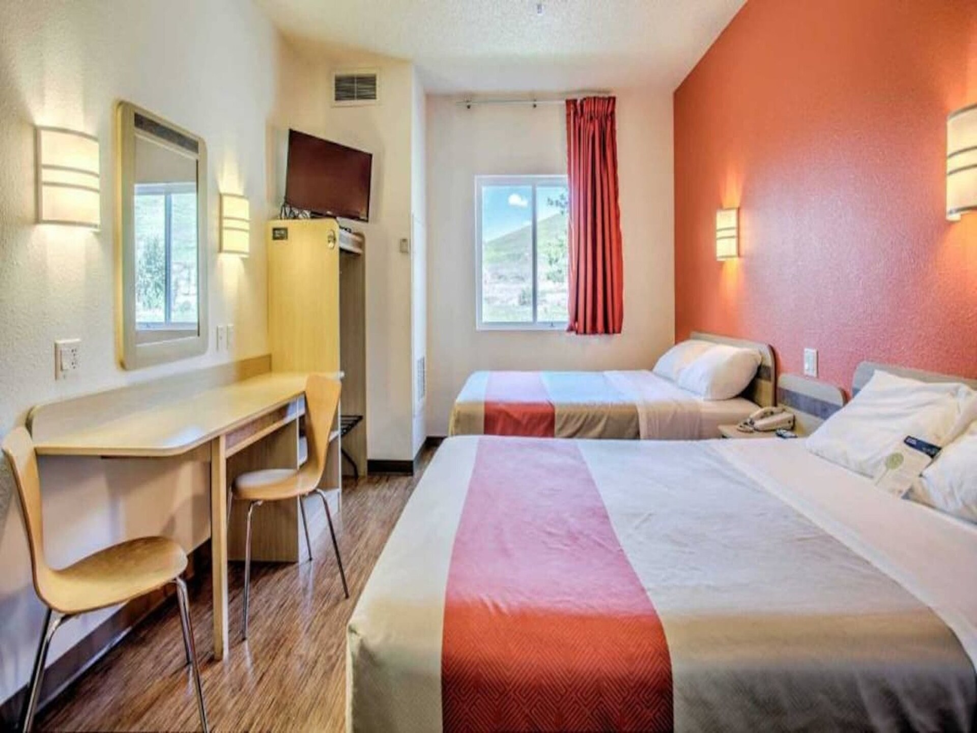 Comfortabele kamer met 2 queen beds in Missoula – huisdiervriendelijk - foto 10