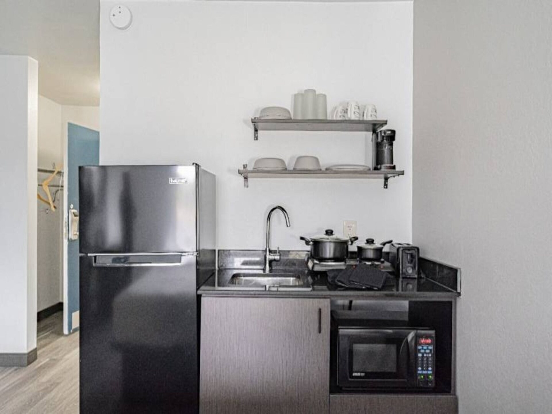 Knusse studio met kitchenette in Pocatello – hondvriendelijk en centraal - foto 11