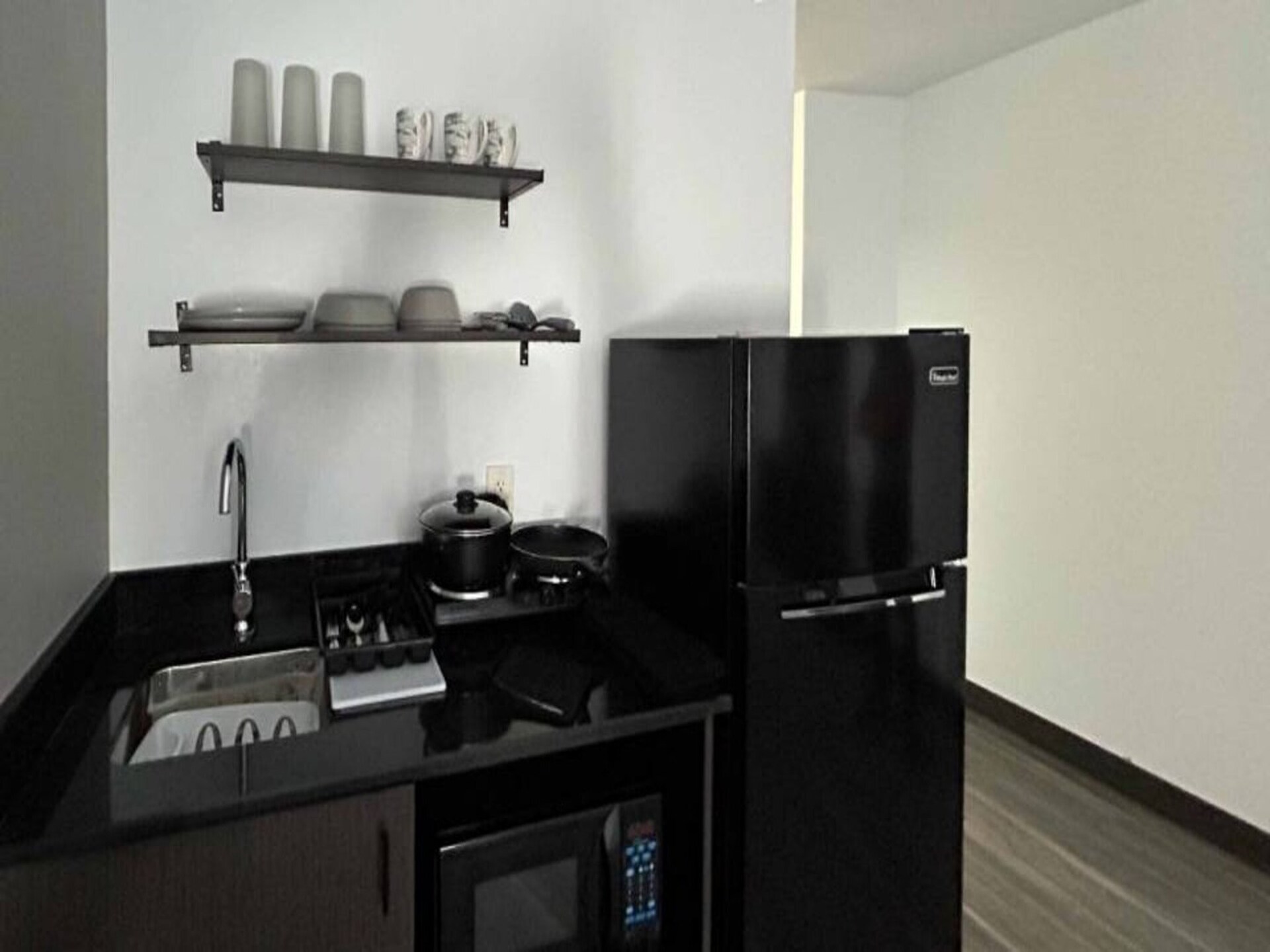 Knusse studio met kitchenette in Pocatello – hondvriendelijk en centraal - foto 15