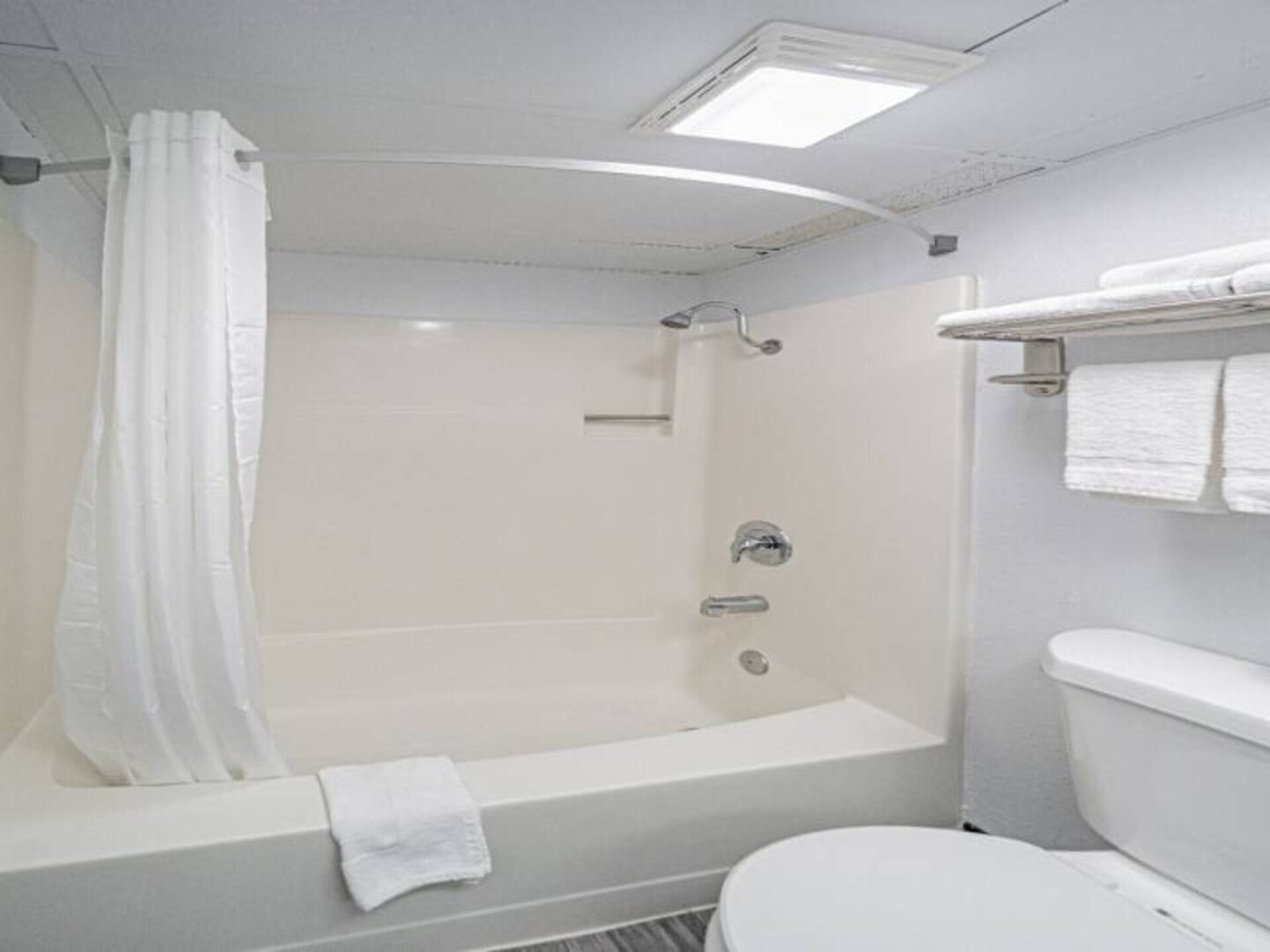 Knusse studio met kitchenette in Pocatello – hondvriendelijk en centraal - foto 18