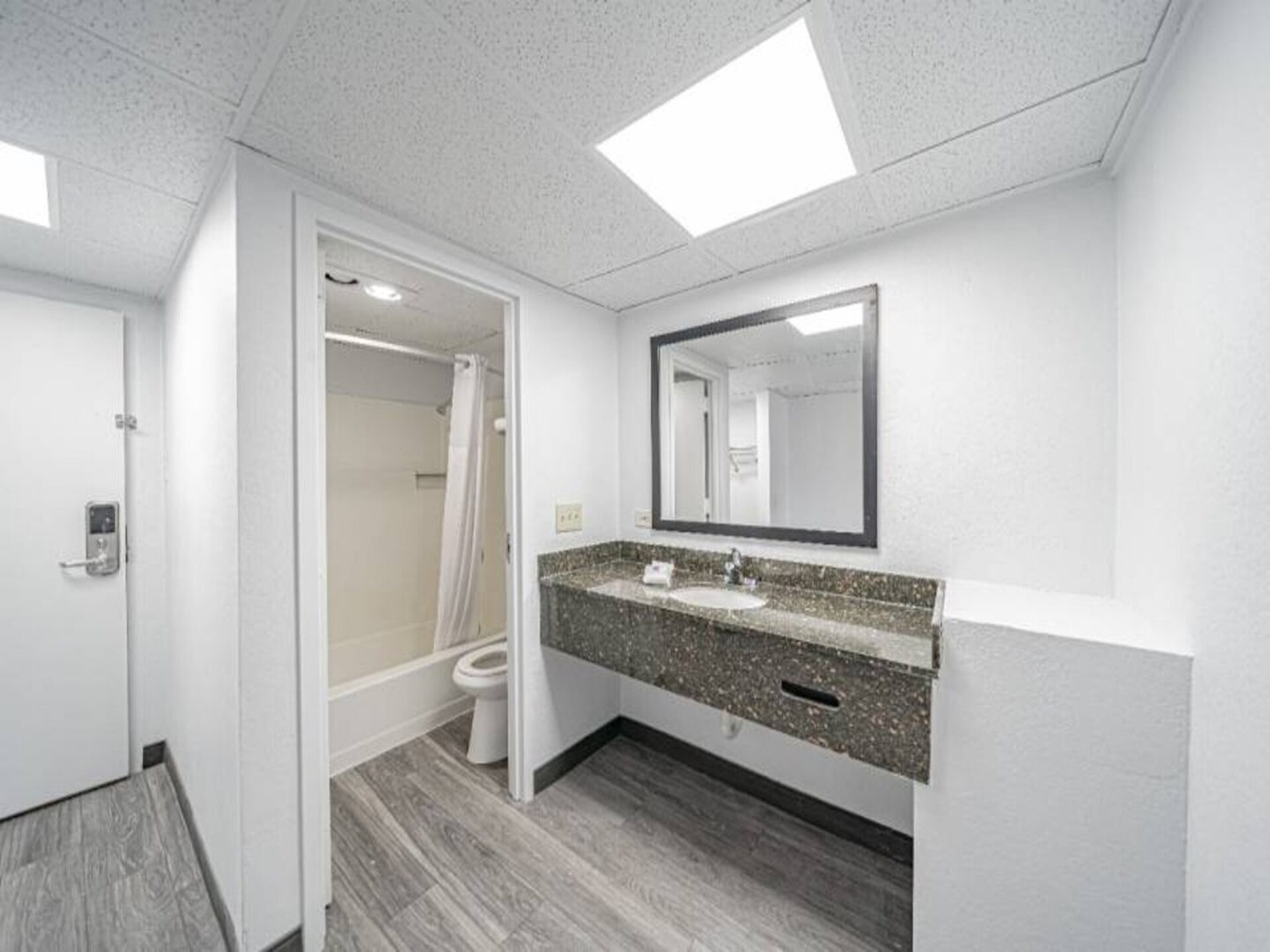 Knusse studio met kitchenette in Pocatello – hondvriendelijk en centraal - foto 39
