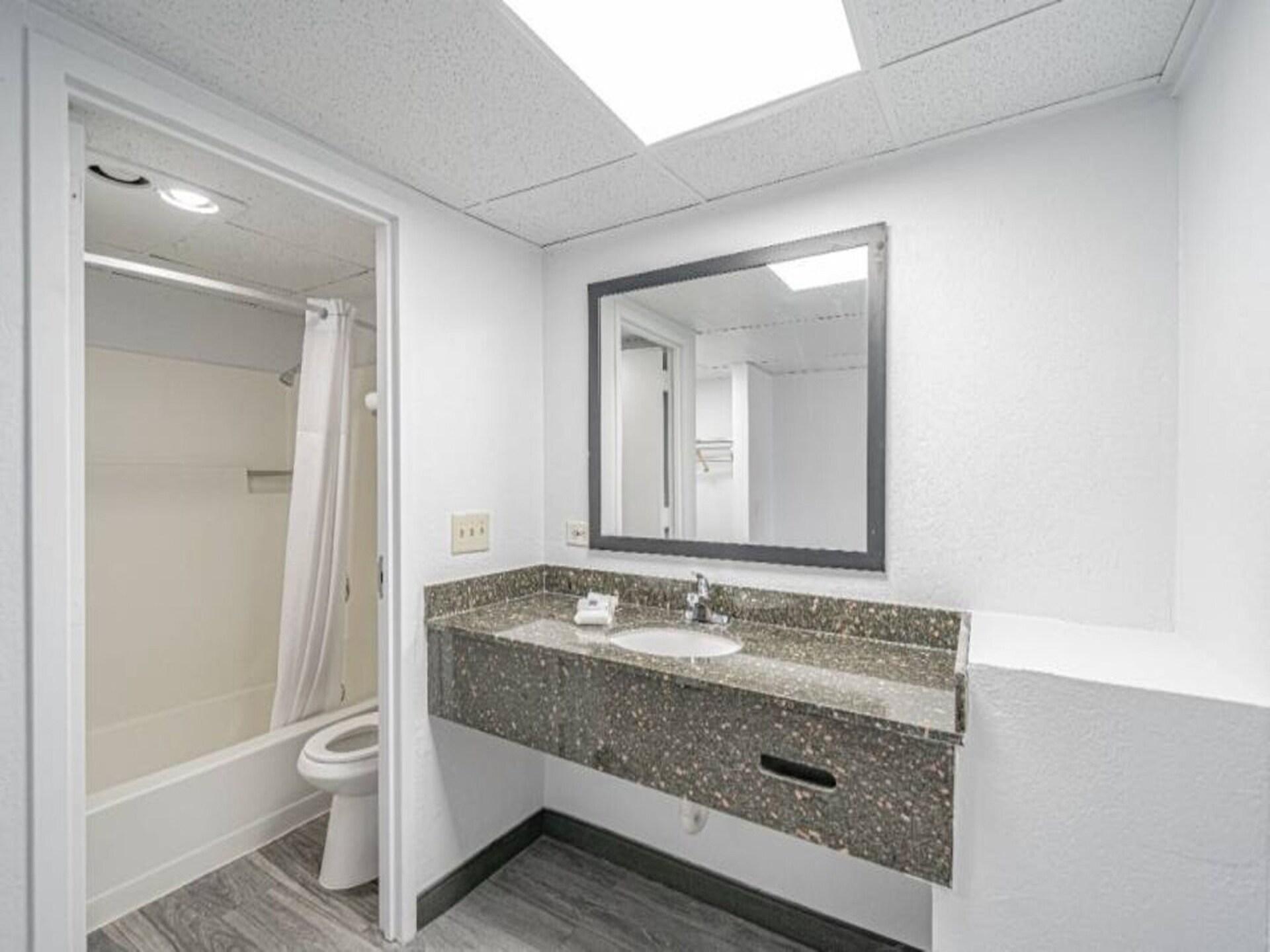 Knusse studio met kitchenette in Pocatello – hondvriendelijk en centraal - foto 40