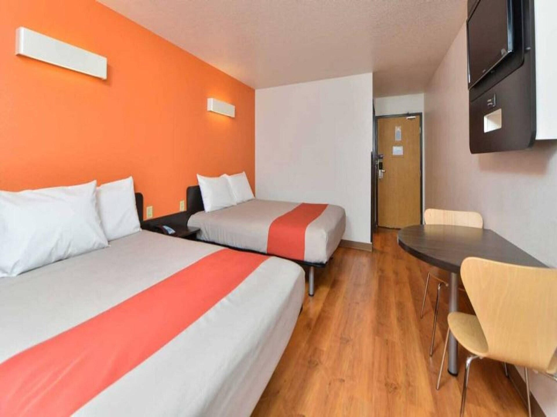 Comfortabele suite met twee queensize bedden in Meridian, Idaho - foto 2