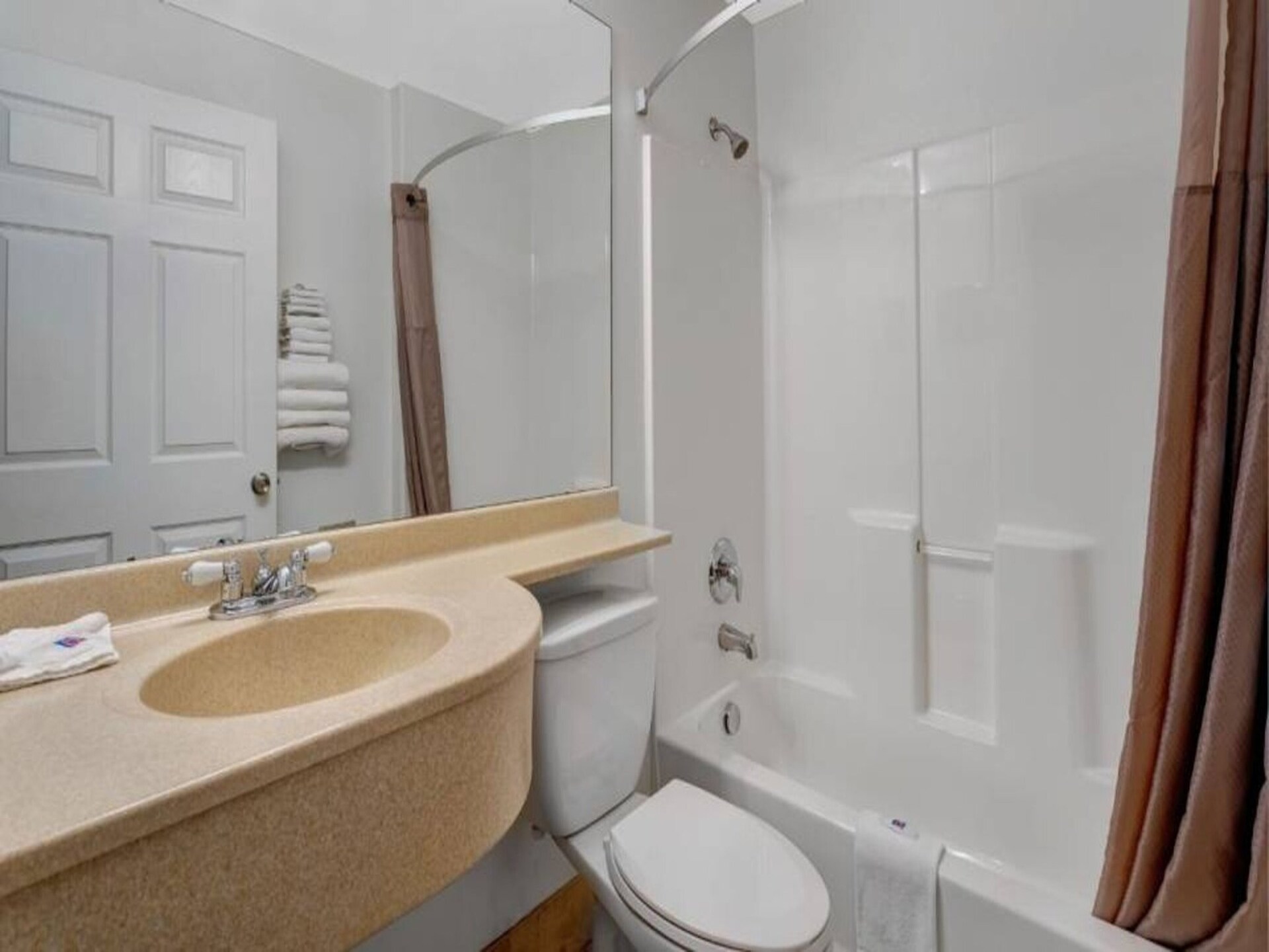 Comfortabele Queen Suite met kitchenette nabij Snake River in Idaho Falls - foto 24