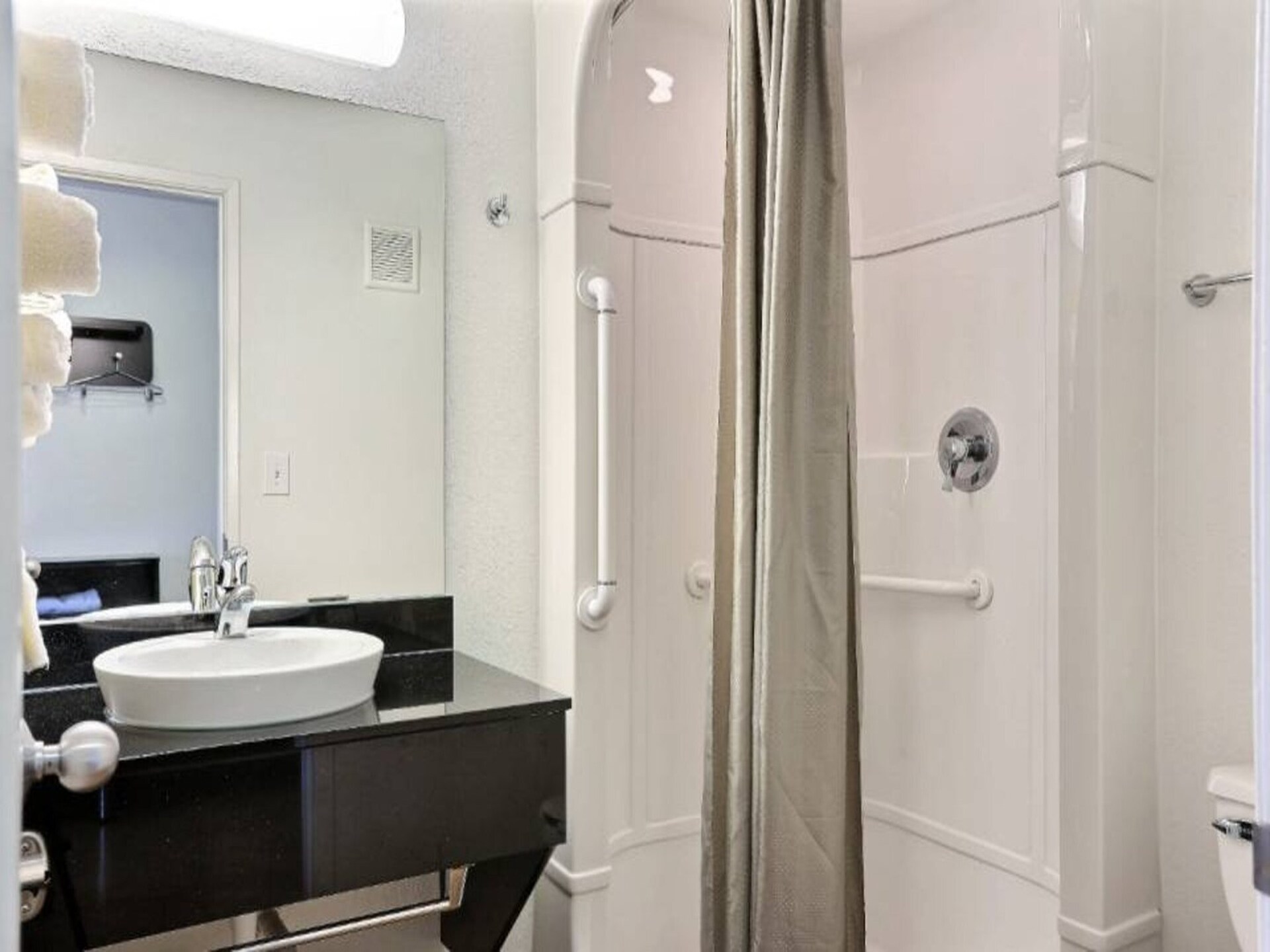 Comfortabele Queen Suite met kitchenette nabij Snake River in Idaho Falls - foto 28