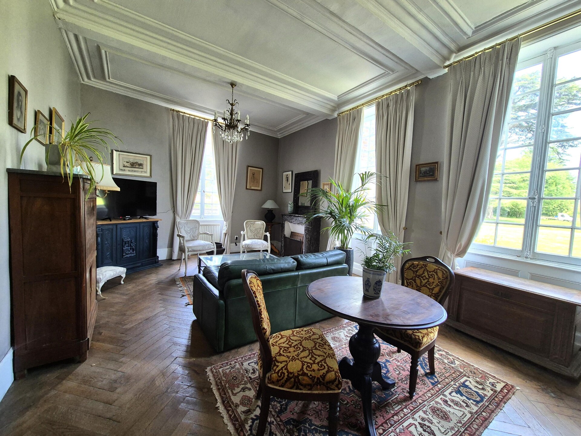 Romantisch verblijf in privéappartement op Château de Baclair - foto 7