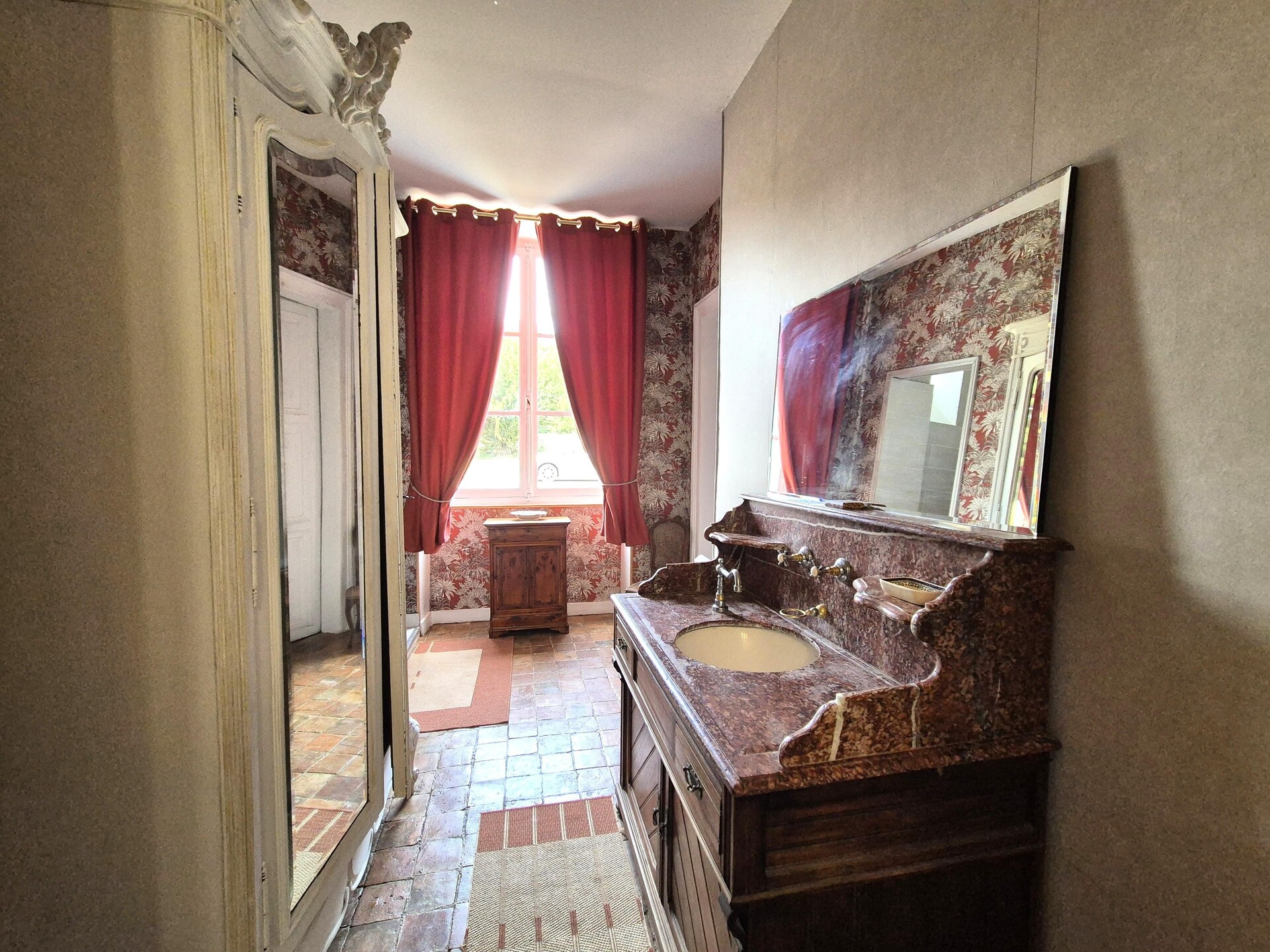 Romantisch verblijf in privéappartement op Château de Baclair - foto 13