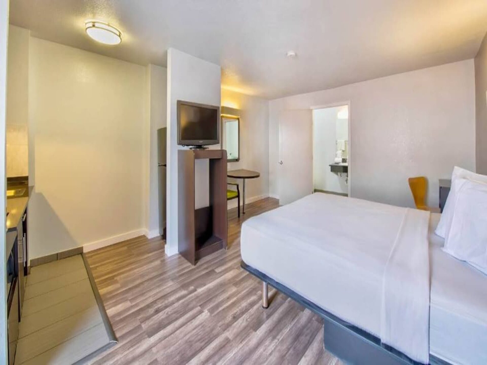 Knusse studio in San Antonio – hondvriendelijk en centraal gelegen - foto 5