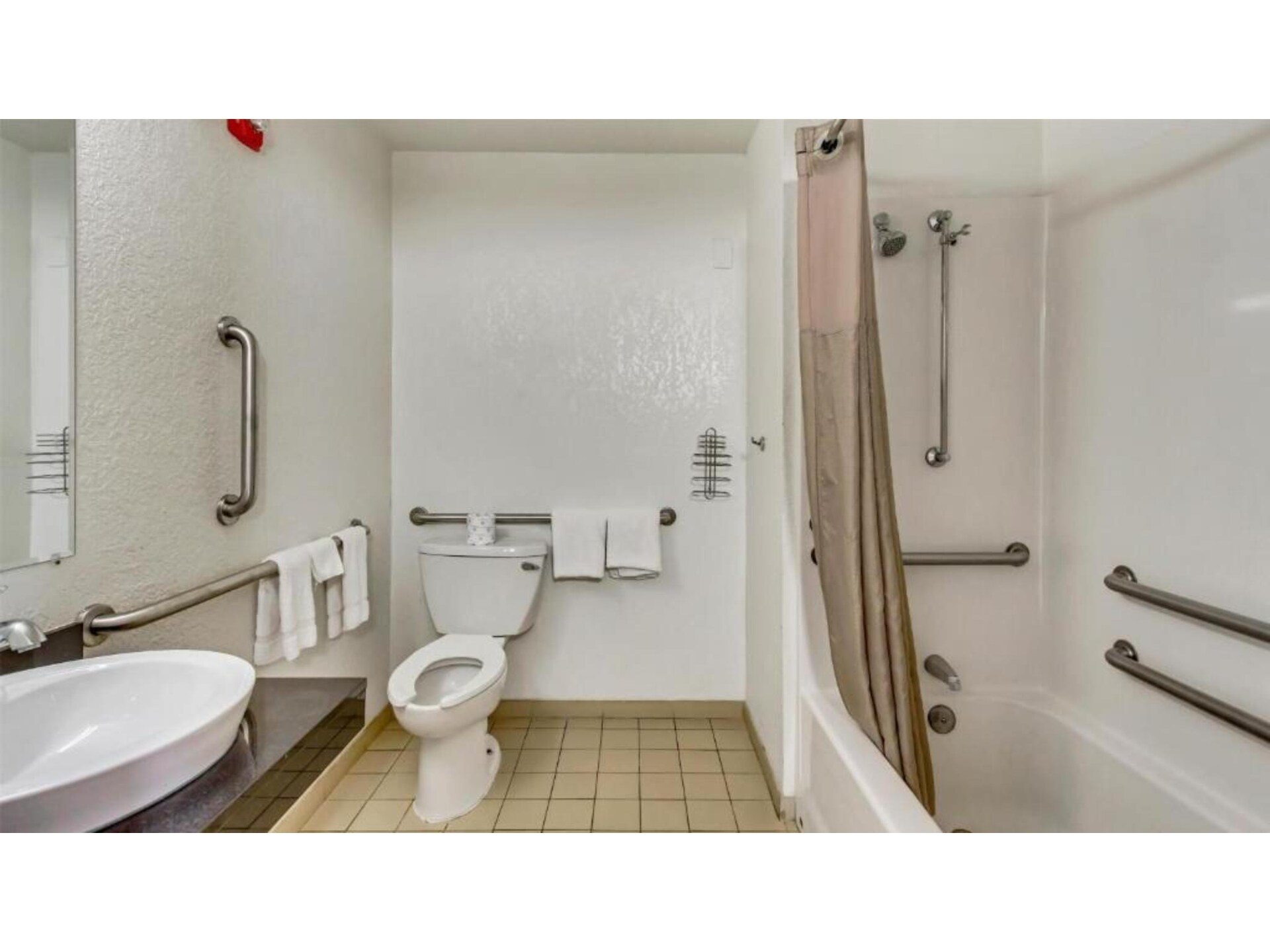 Knus appartement in Ogden met zwembad, WiFi en huisdieren welkom - foto 12