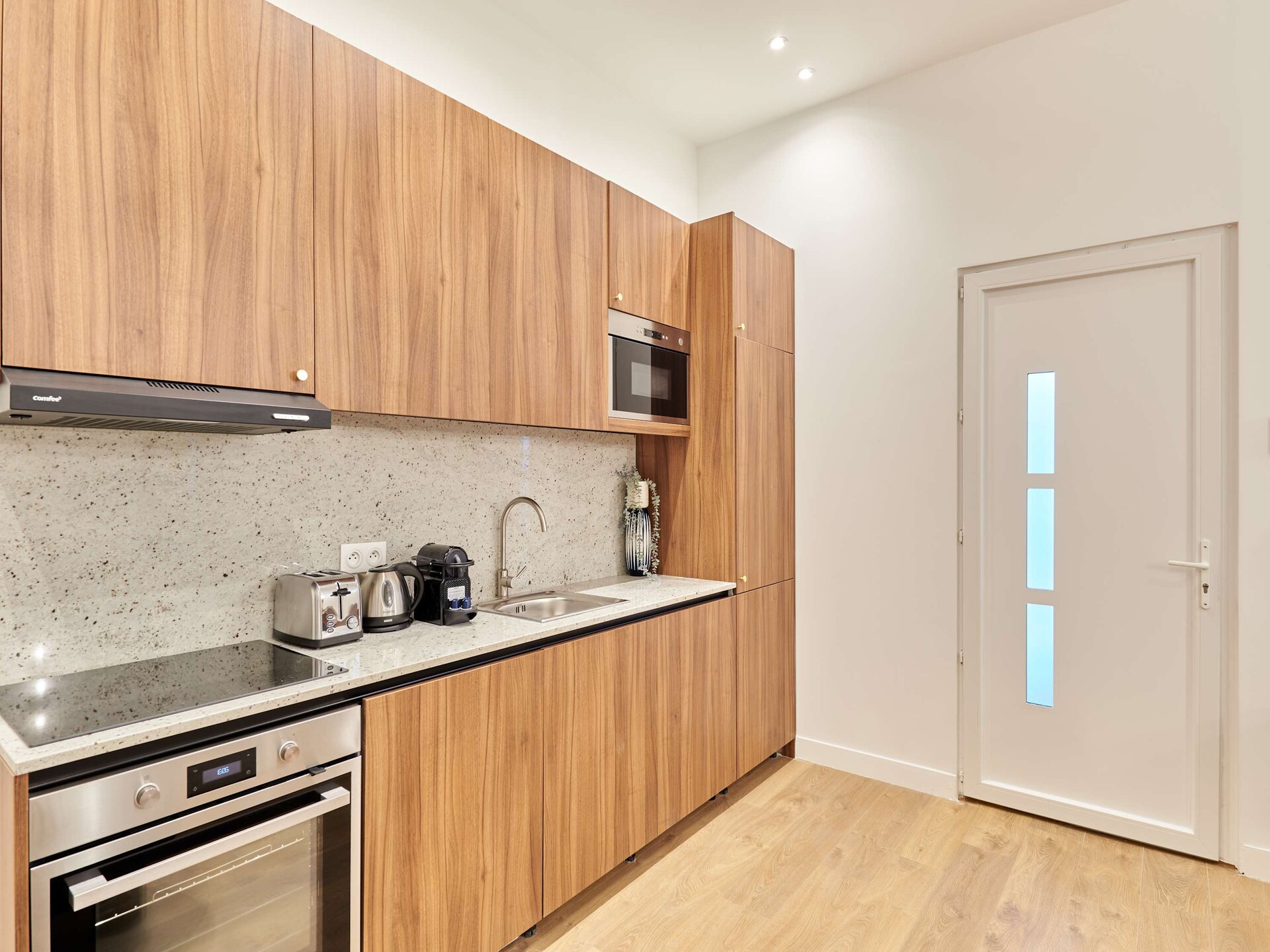 Rustiek appartement voor 6 in authentiek Parijs, vlakbij het centrum - foto 12