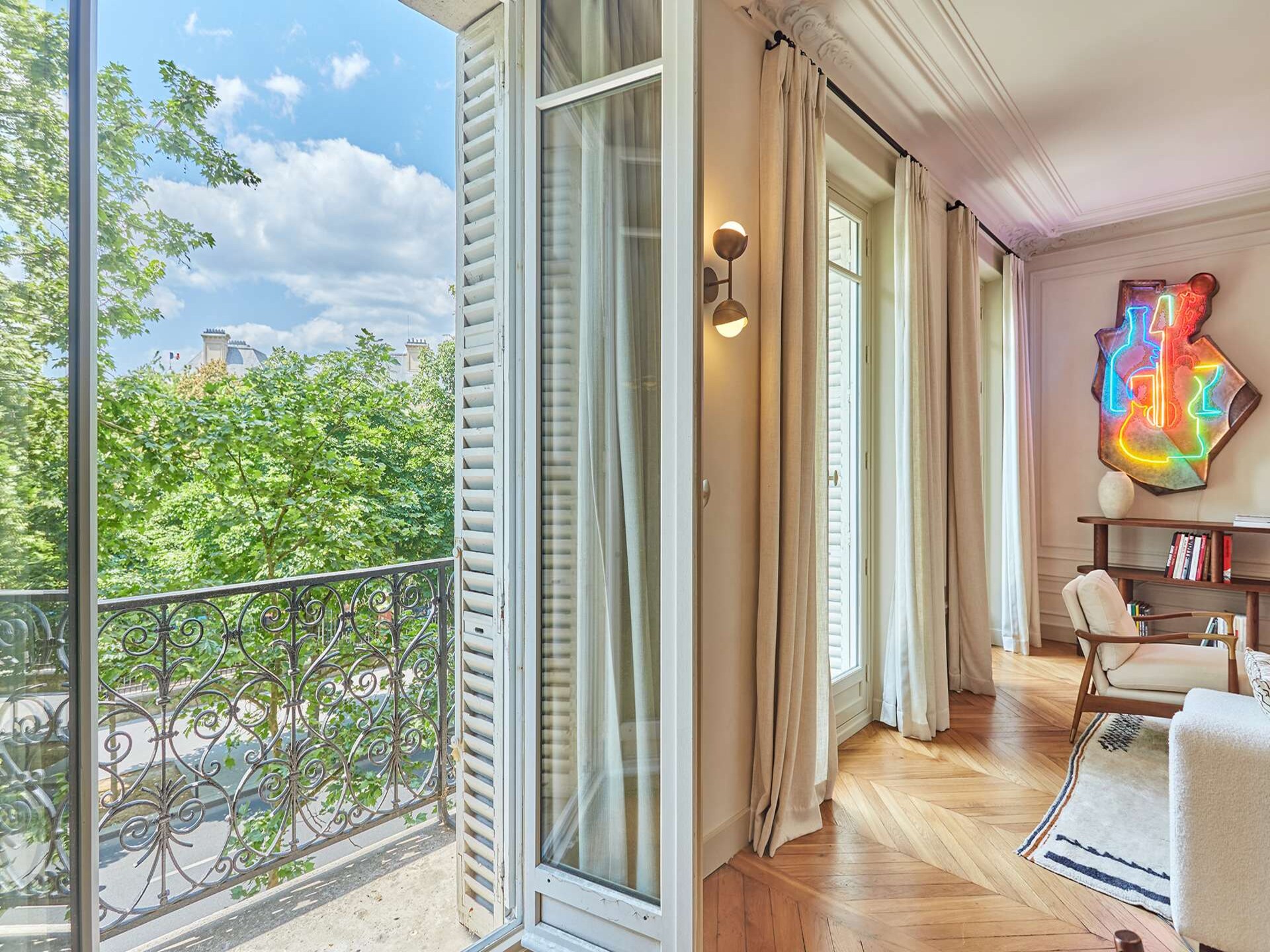 Luxe appartement met balkon en uitzicht op Jardin du Luxembourg in Parijs - foto 15