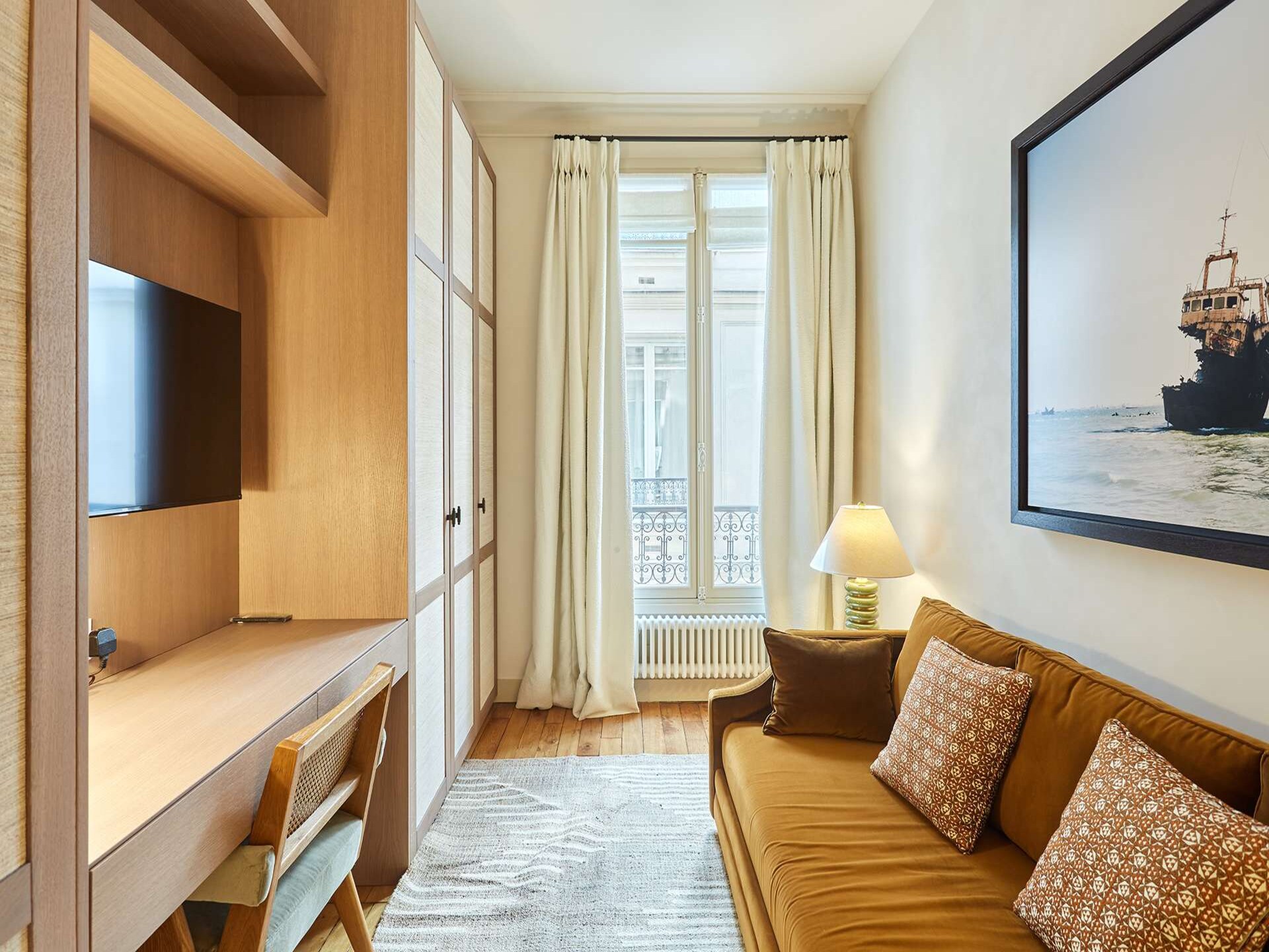 Luxe appartement met balkon en uitzicht op Jardin du Luxembourg in Parijs - foto 18