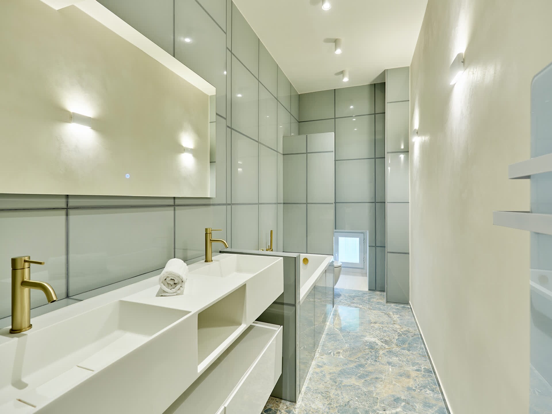 Luxe appartement met balkon en uitzicht op Jardin du Luxembourg in Parijs - foto 30