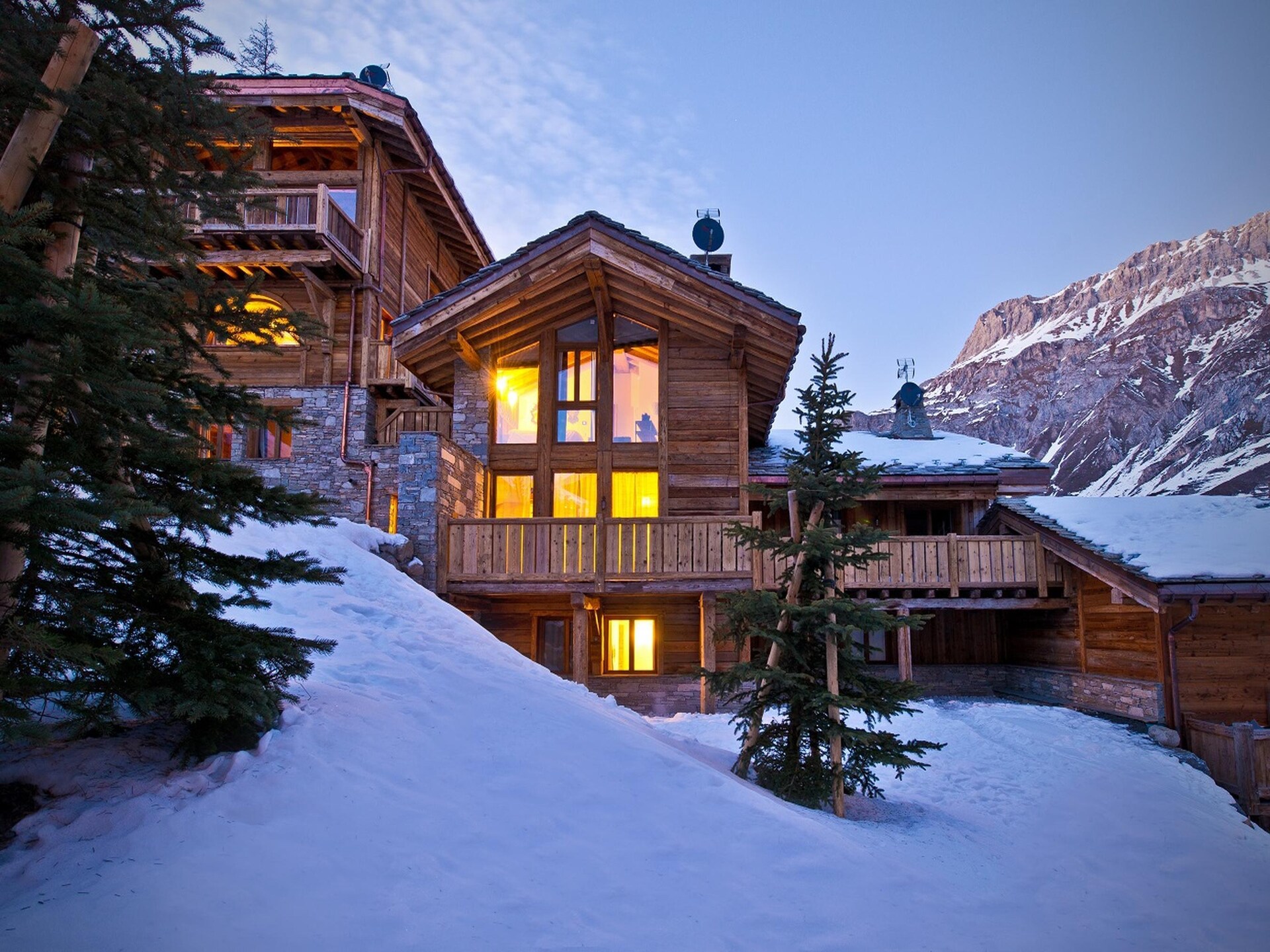 Luxueus chalet met privézwembad in Val d'Isère, 10-12 gasten - foto 2