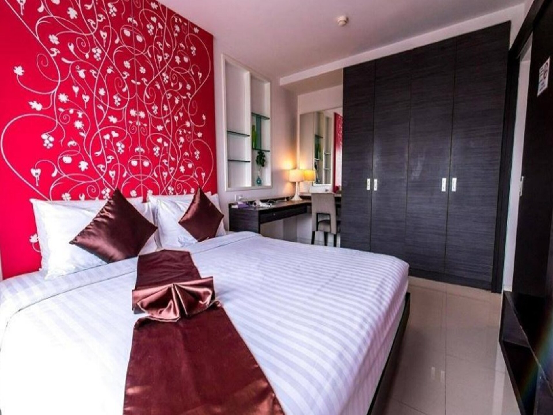 Luxe Royale Suite in Bella B – Centraal Bangkok met zwembad - foto 16
