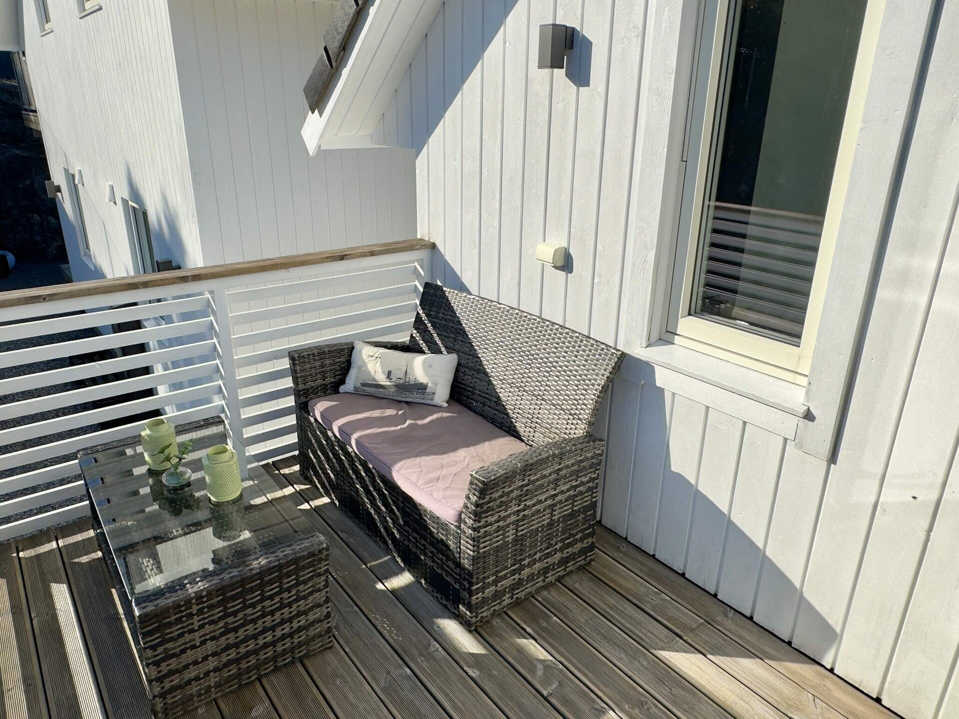 Vrijstaand vakantiehuis op eiland Huglo met fjorduitzicht en vissteiger - foto 6