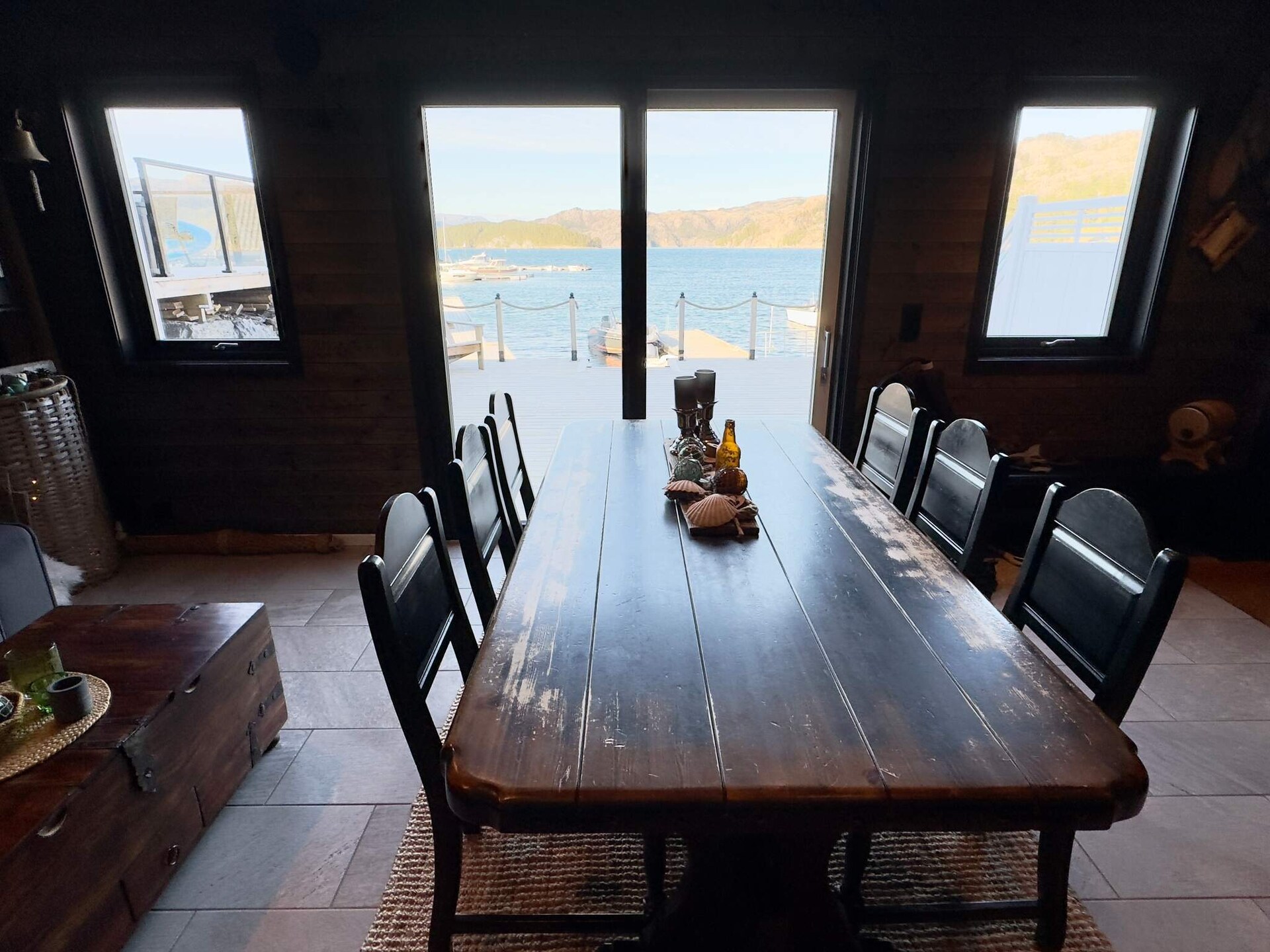 Vrijstaand vakantiehuis op eiland Huglo met fjorduitzicht en vissteiger - foto 20